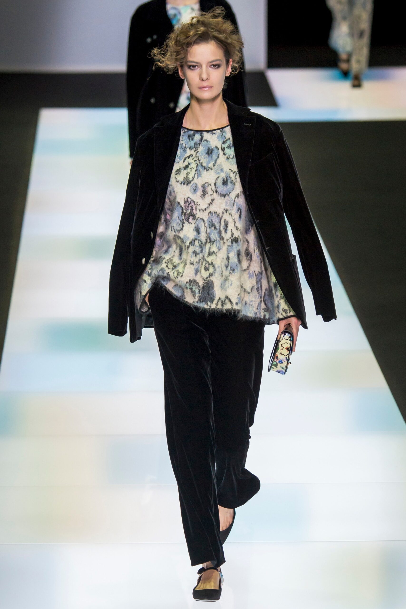 Giorgio Armani F/W 16 Look 23