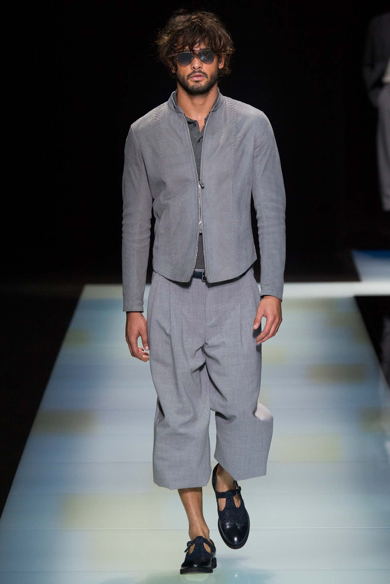 Giorgio Armani S/S 16 Menswear Look 33