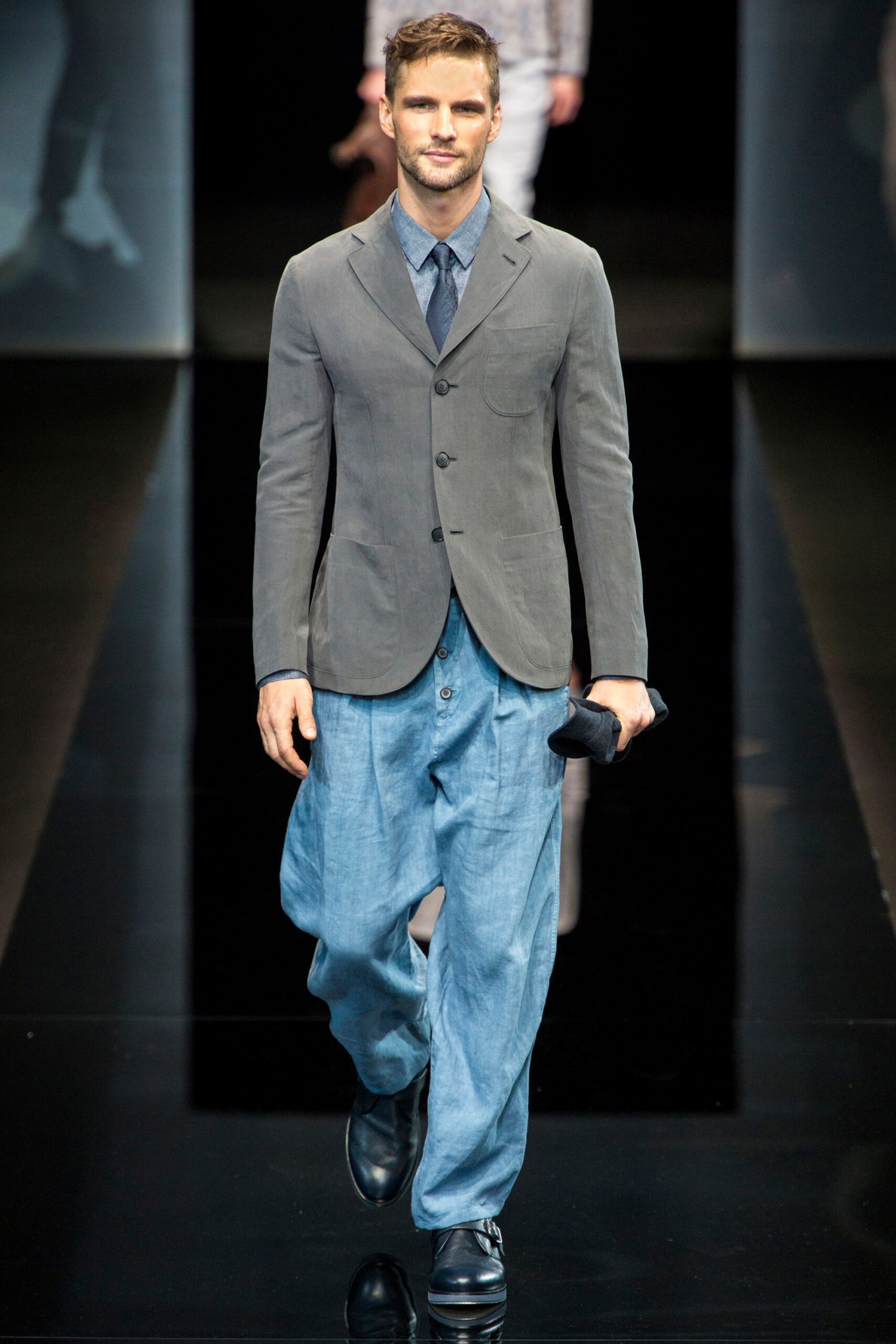 Giorgio Armani S/S 17 Menswear Look 23