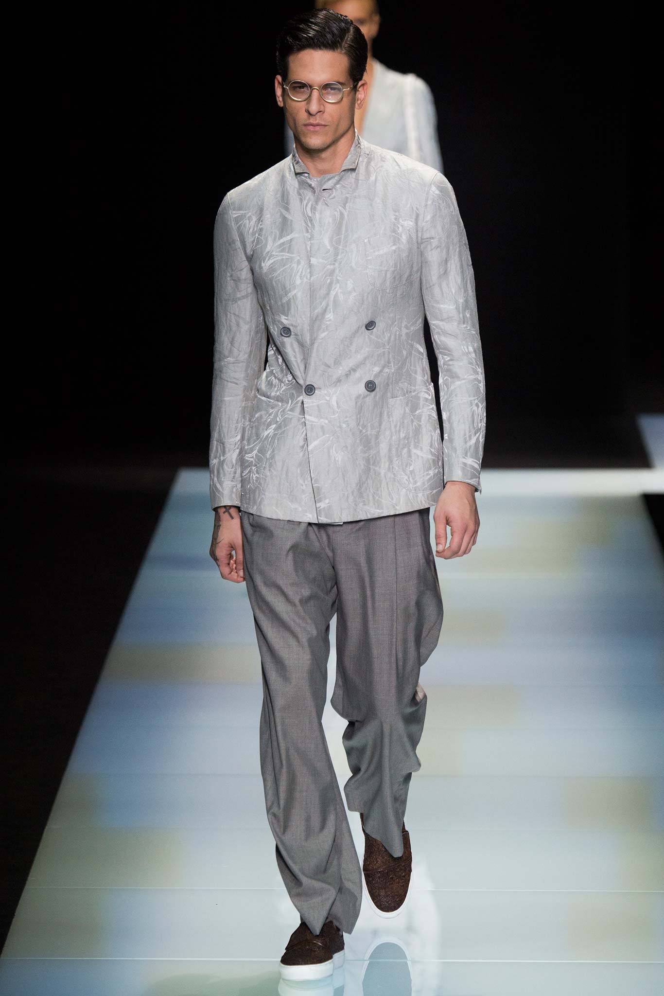 Giorgio Armani S/S 16 Menswear Look 42