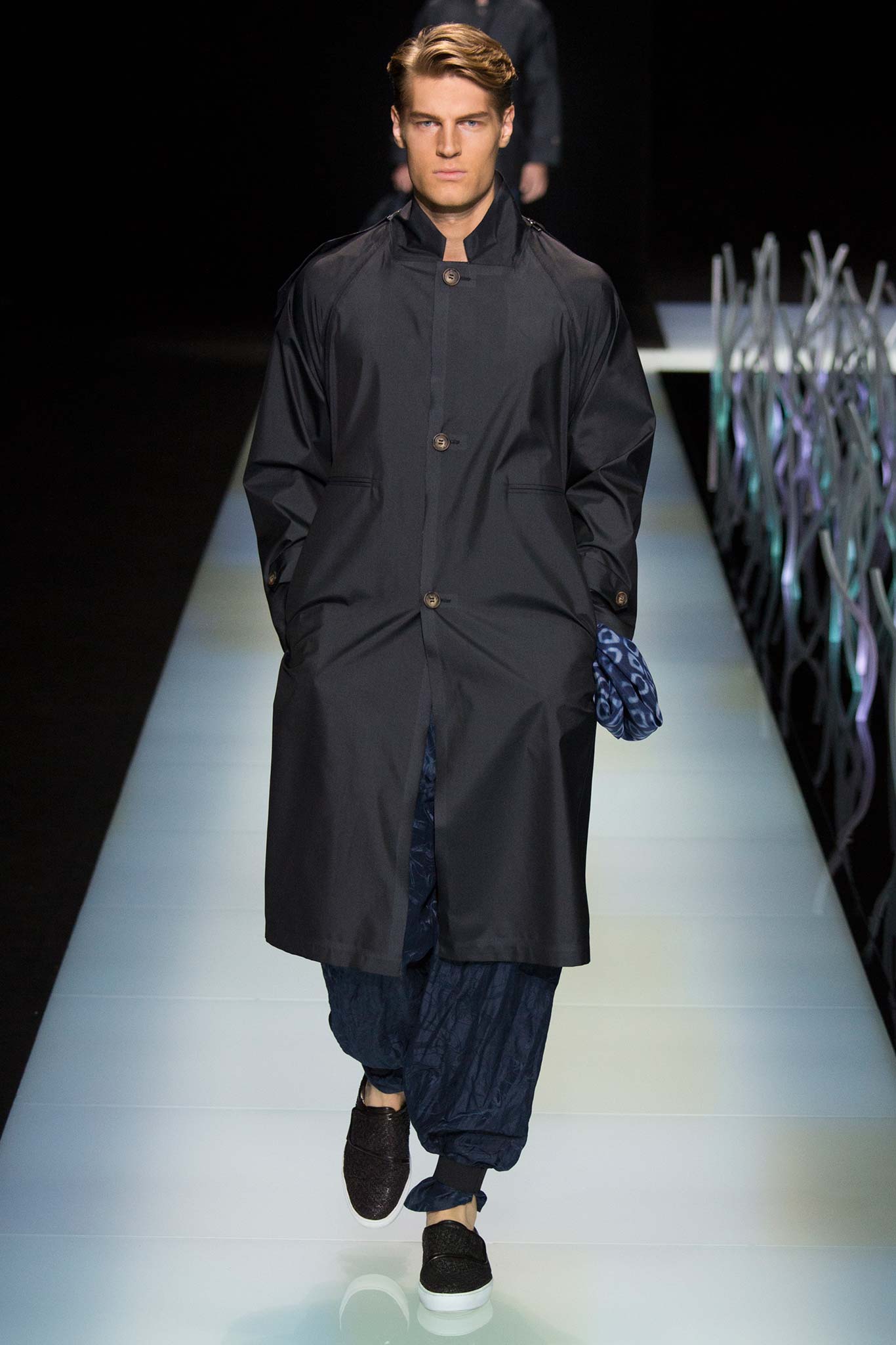 Giorgio Armani S/S 16 Menswear Look 49