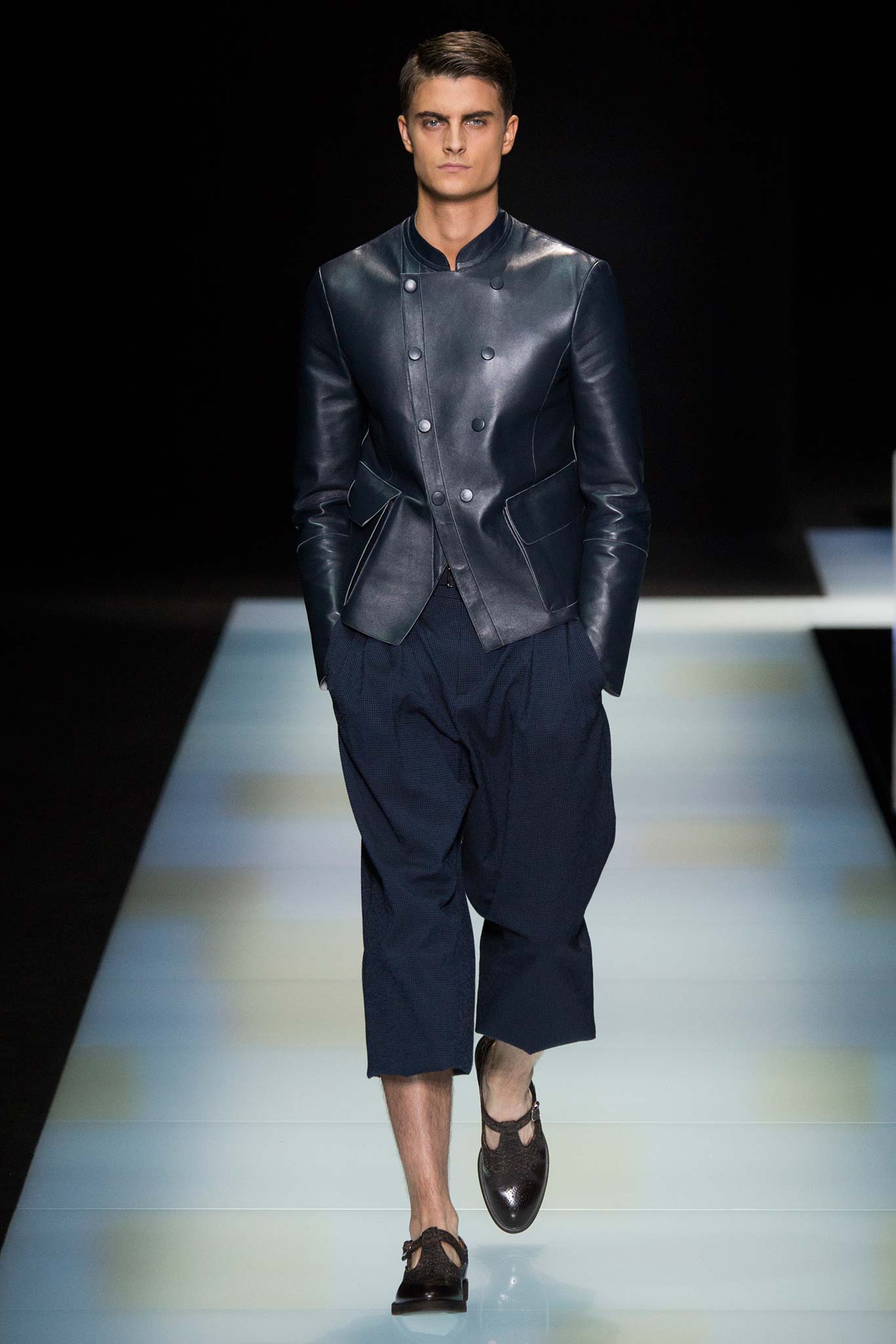 Giorgio Armani S/S 16 Menswear Look 51