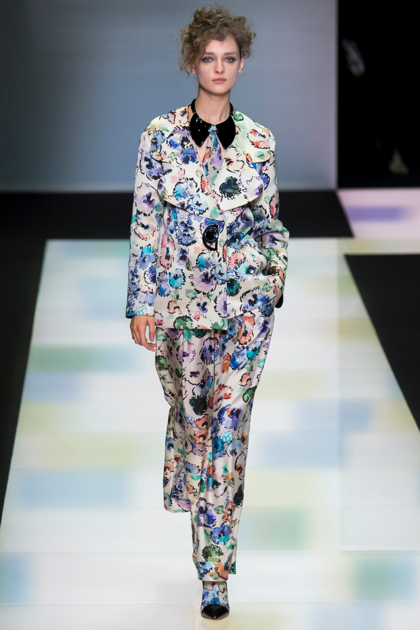 Giorgio Armani F/W 16 Look 43