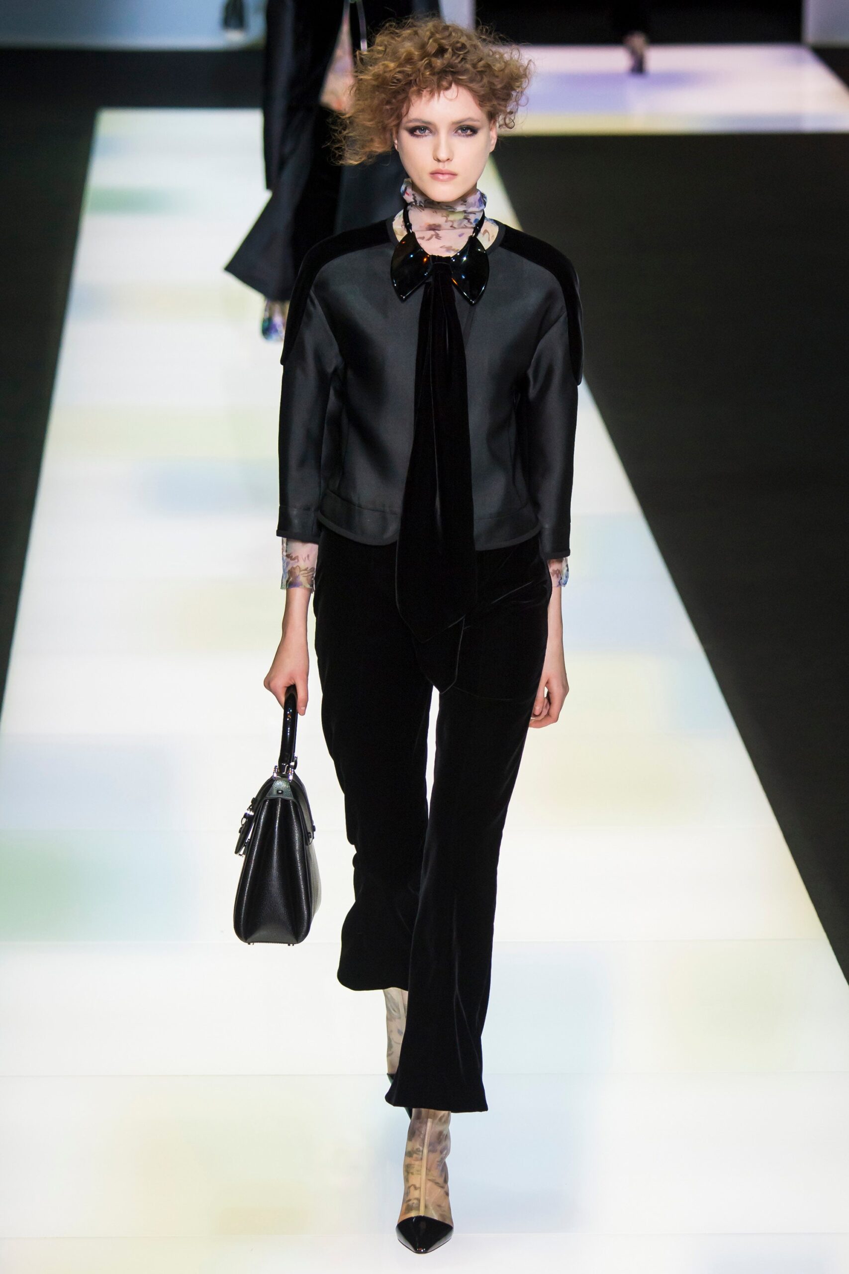 Giorgio Armani F/W 16 Look 47
