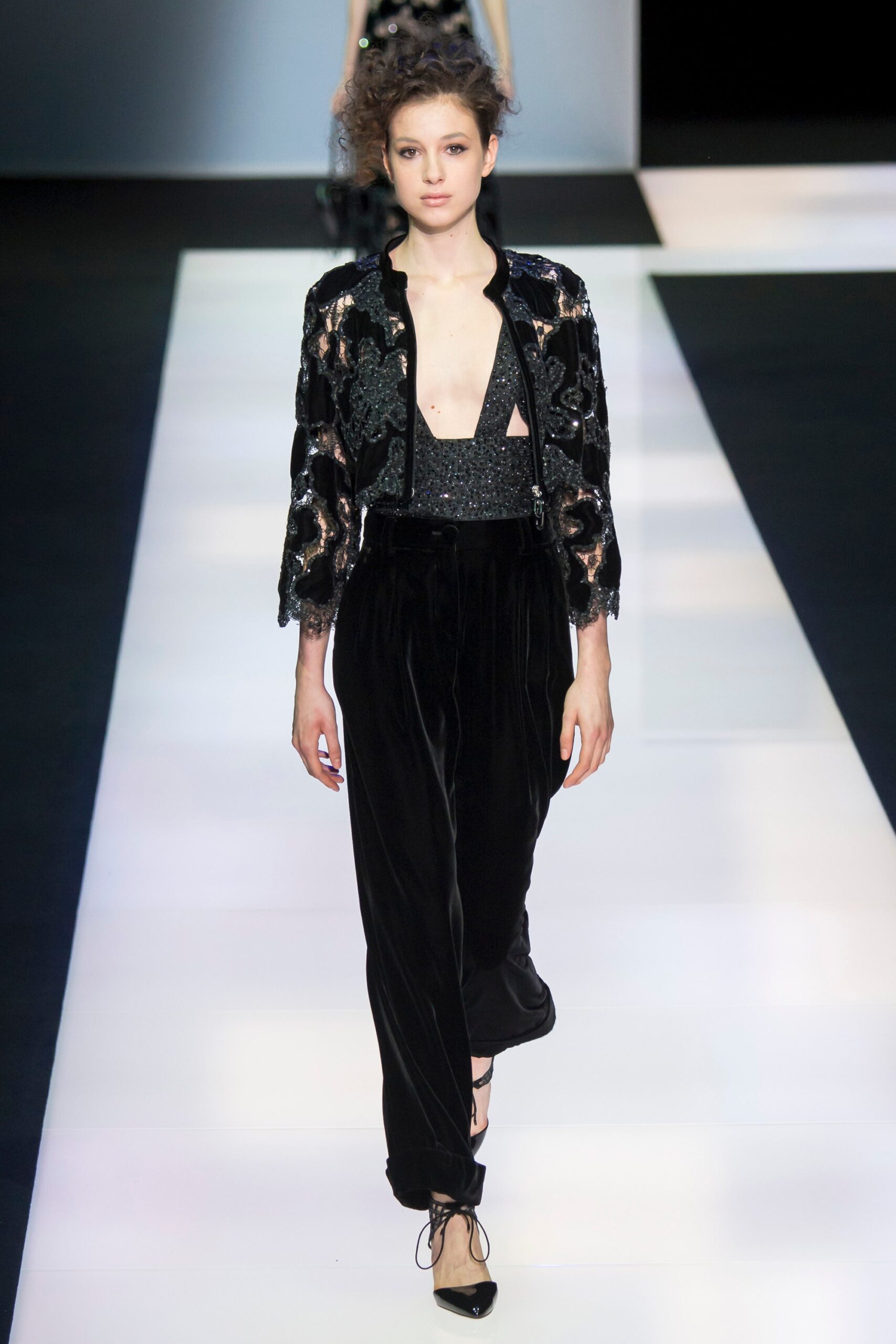 Giorgio Armani F/W 16 Look 64