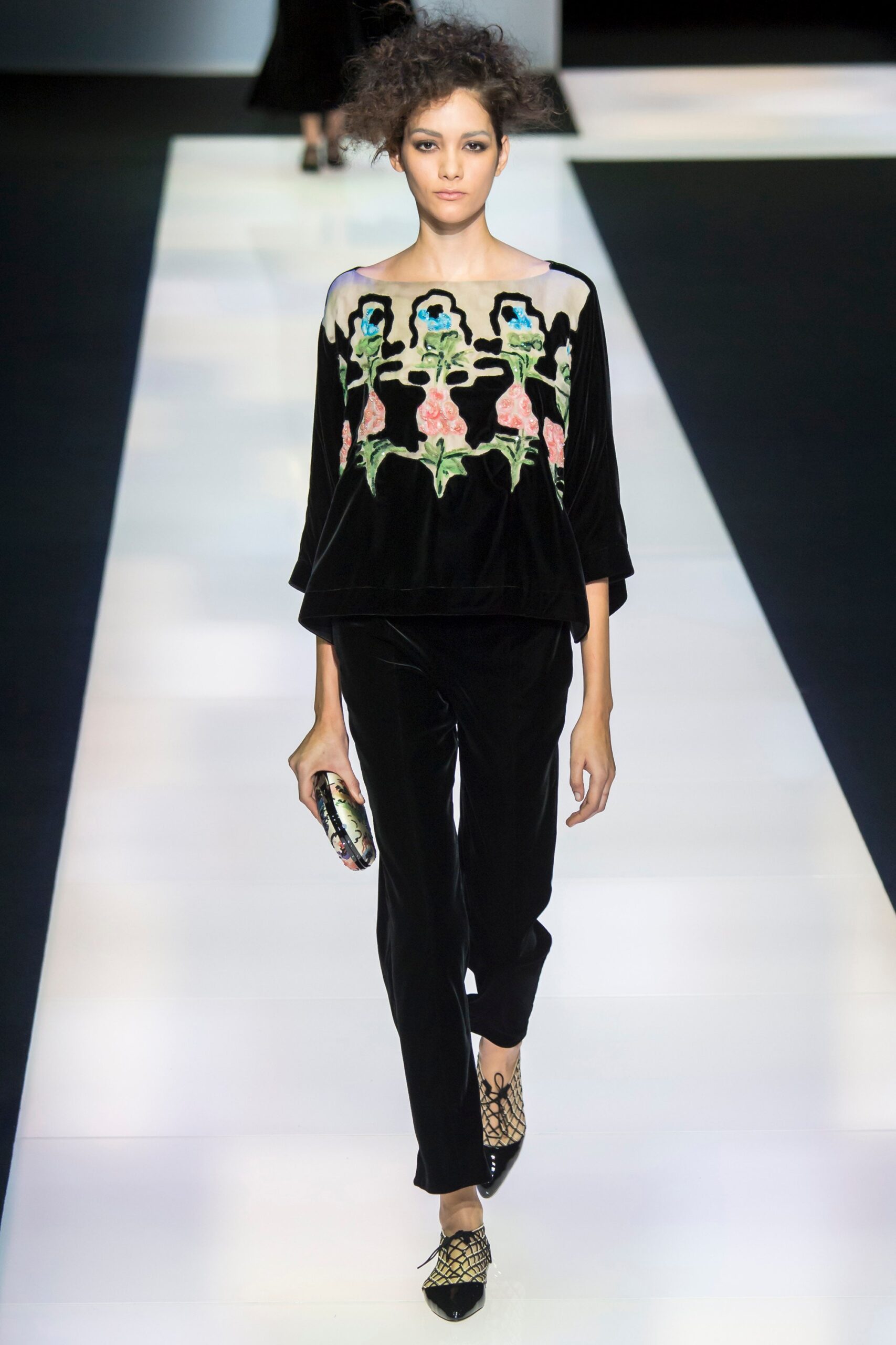 Giorgio Armani F/W 16 Look 77