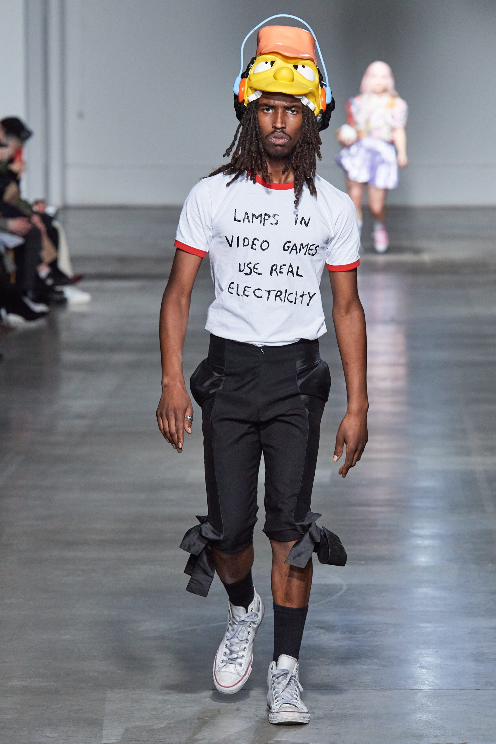 Fashion East F/W 20 Look 55