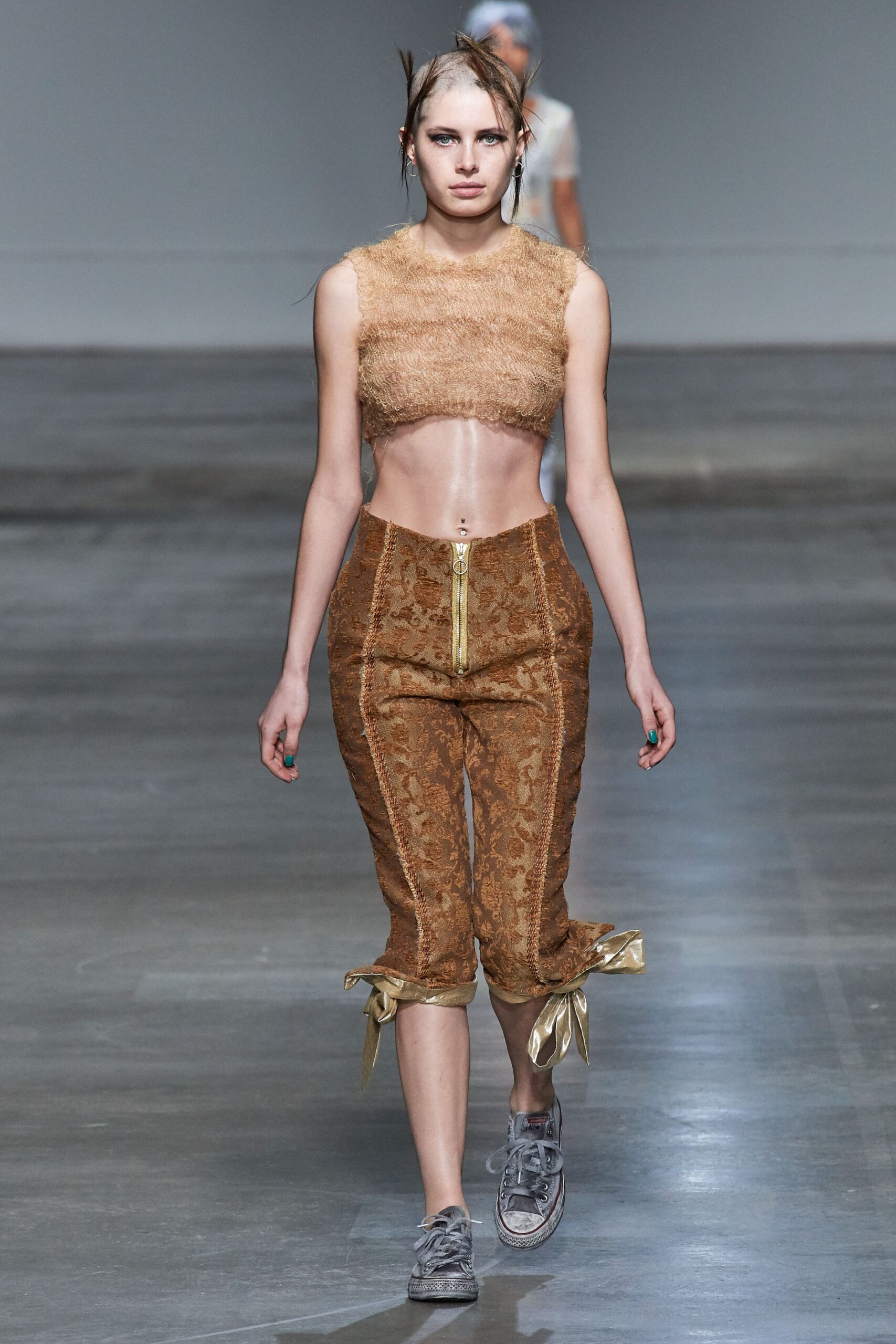 Fashion East F/W 20 Look 57
