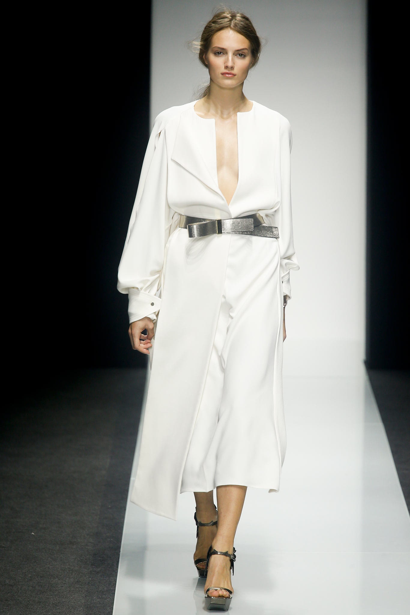 Gianfranco Ferré S/S 14 Look 8