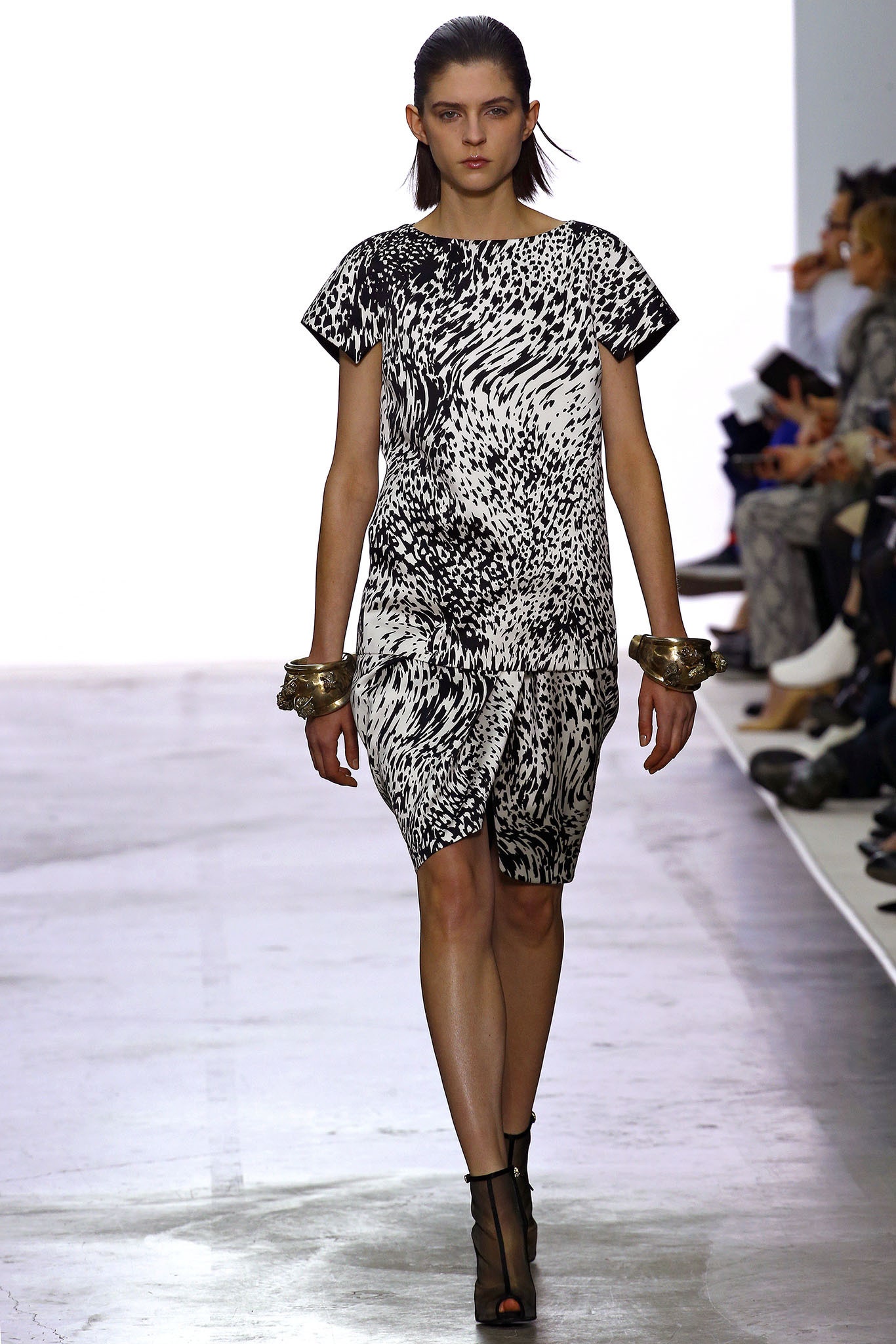 Giambattista Valli F/W 13 Look 29