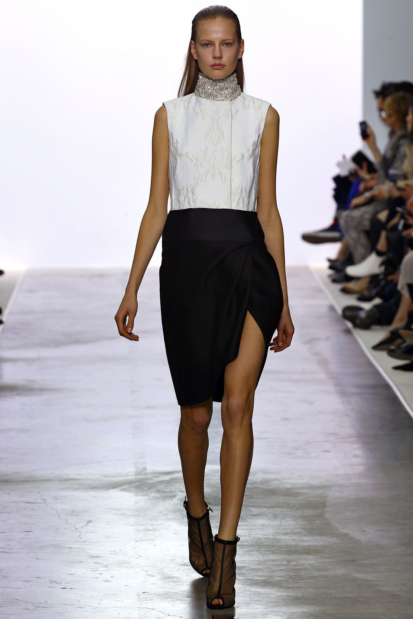 Giambattista Valli F/W 13 Look 41