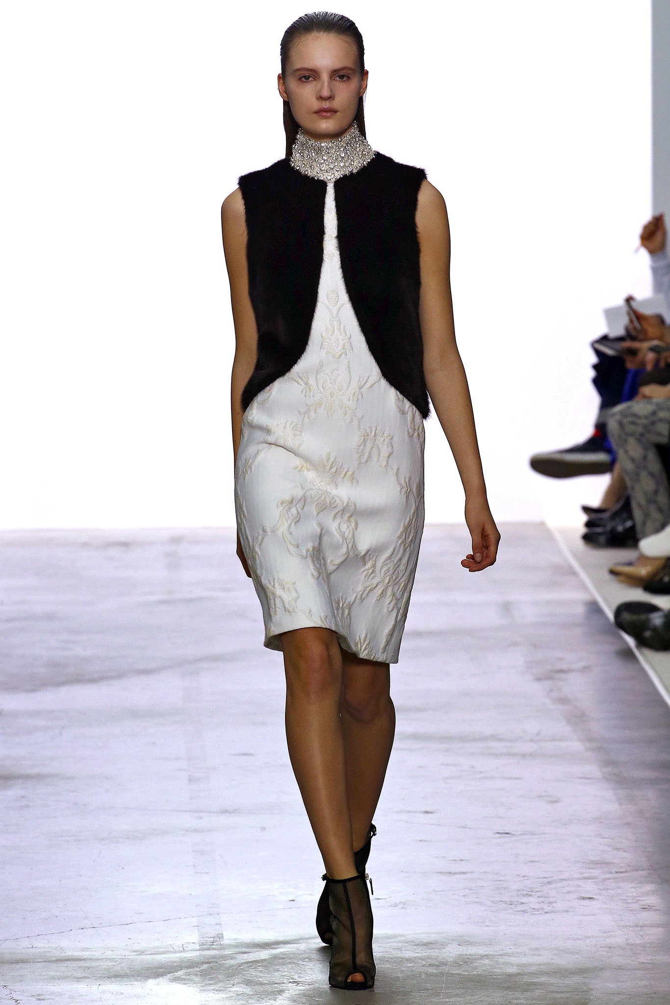 Giambattista Valli F/W 13 Look 43