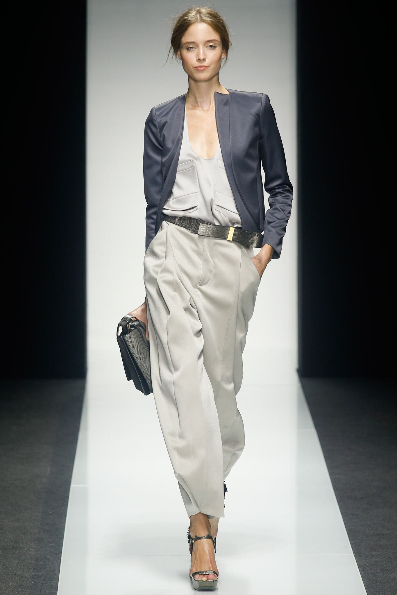 Gianfranco Ferré S/S 14 Look 18