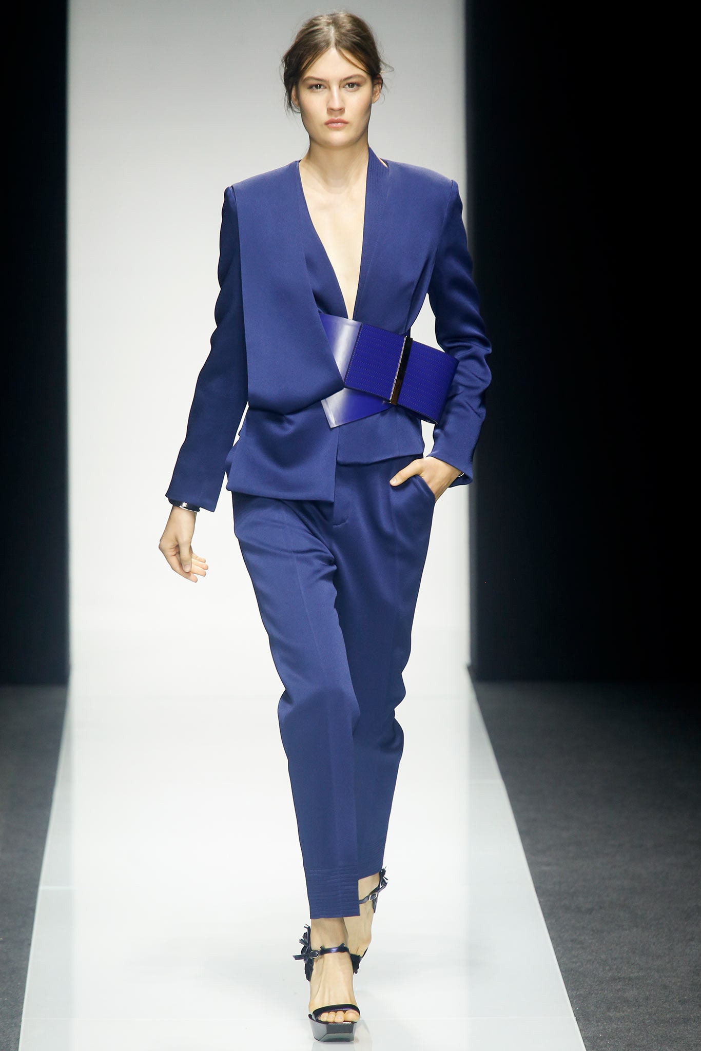 Gianfranco Ferré S/S 14 Look 22