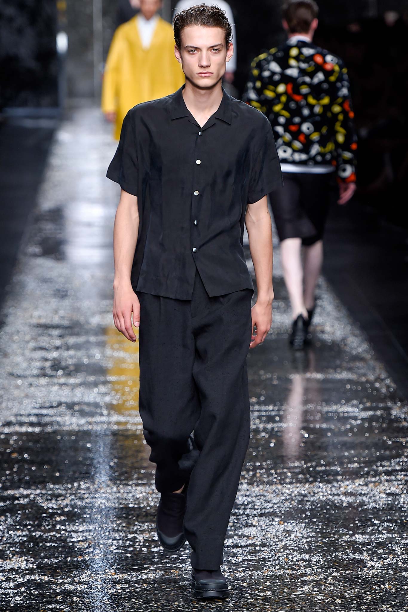 Fendi S/S 16 Menswear Look 23
