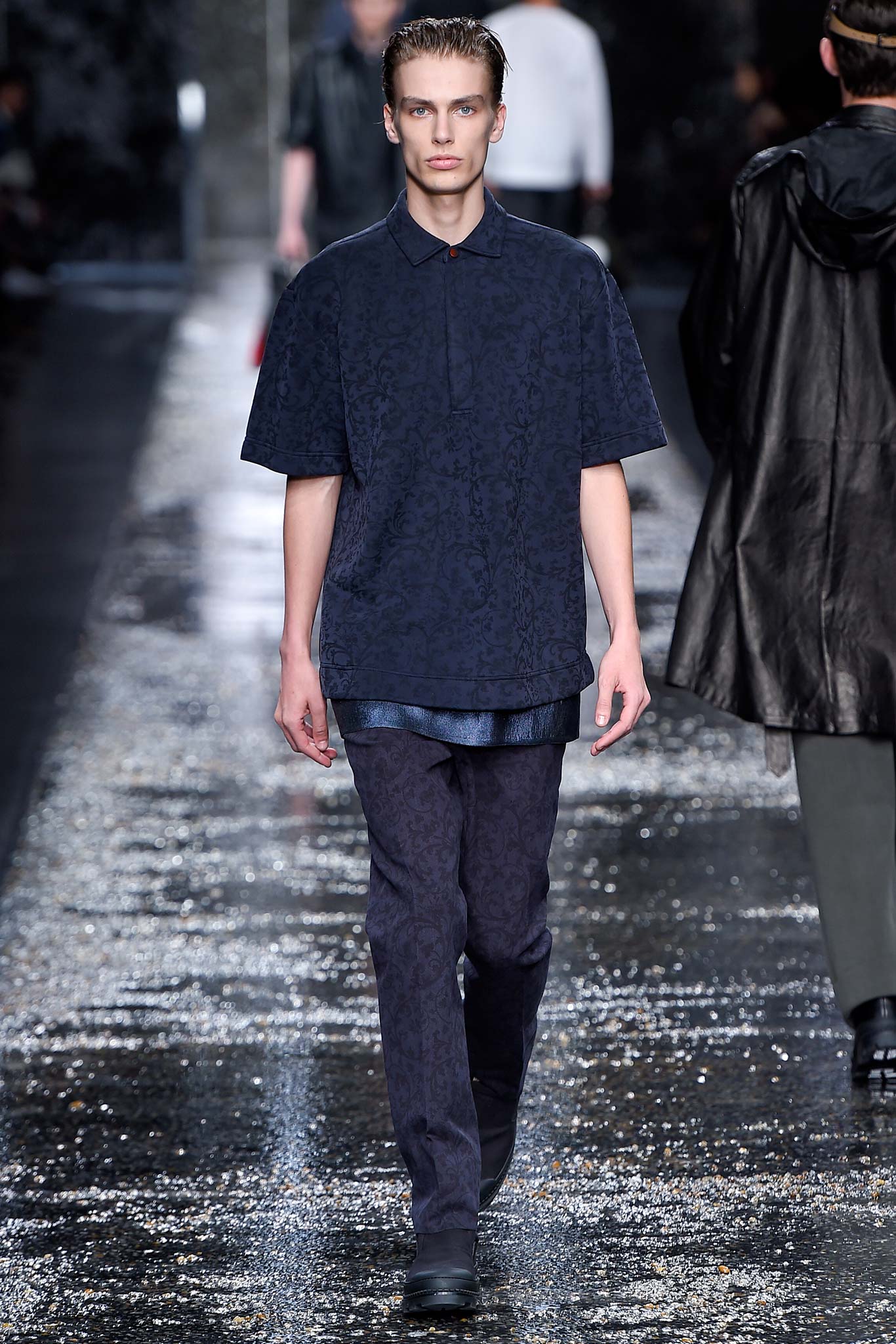 Fendi S/S 16 Menswear Look 30