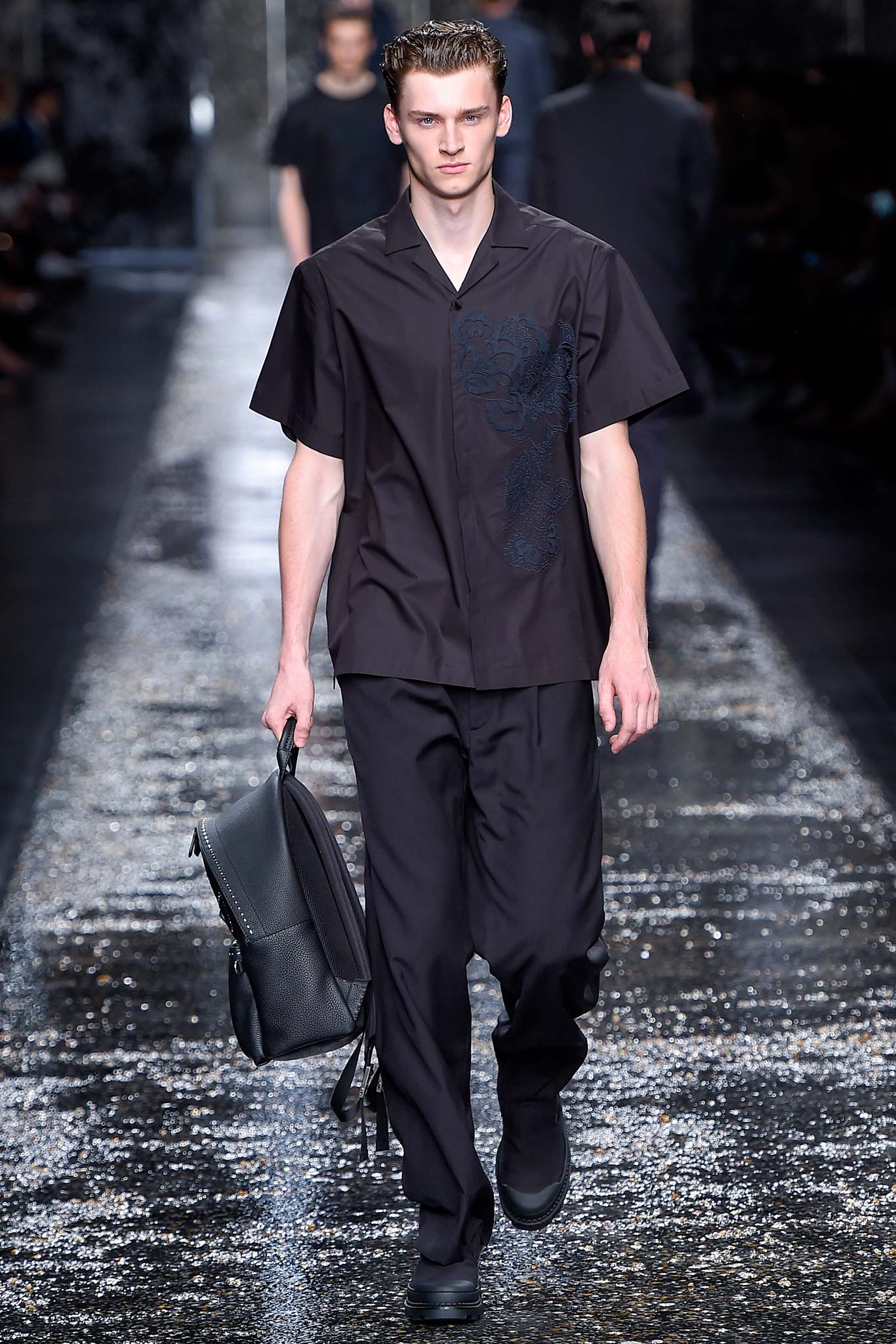 Fendi S/S 16 Menswear Look 35