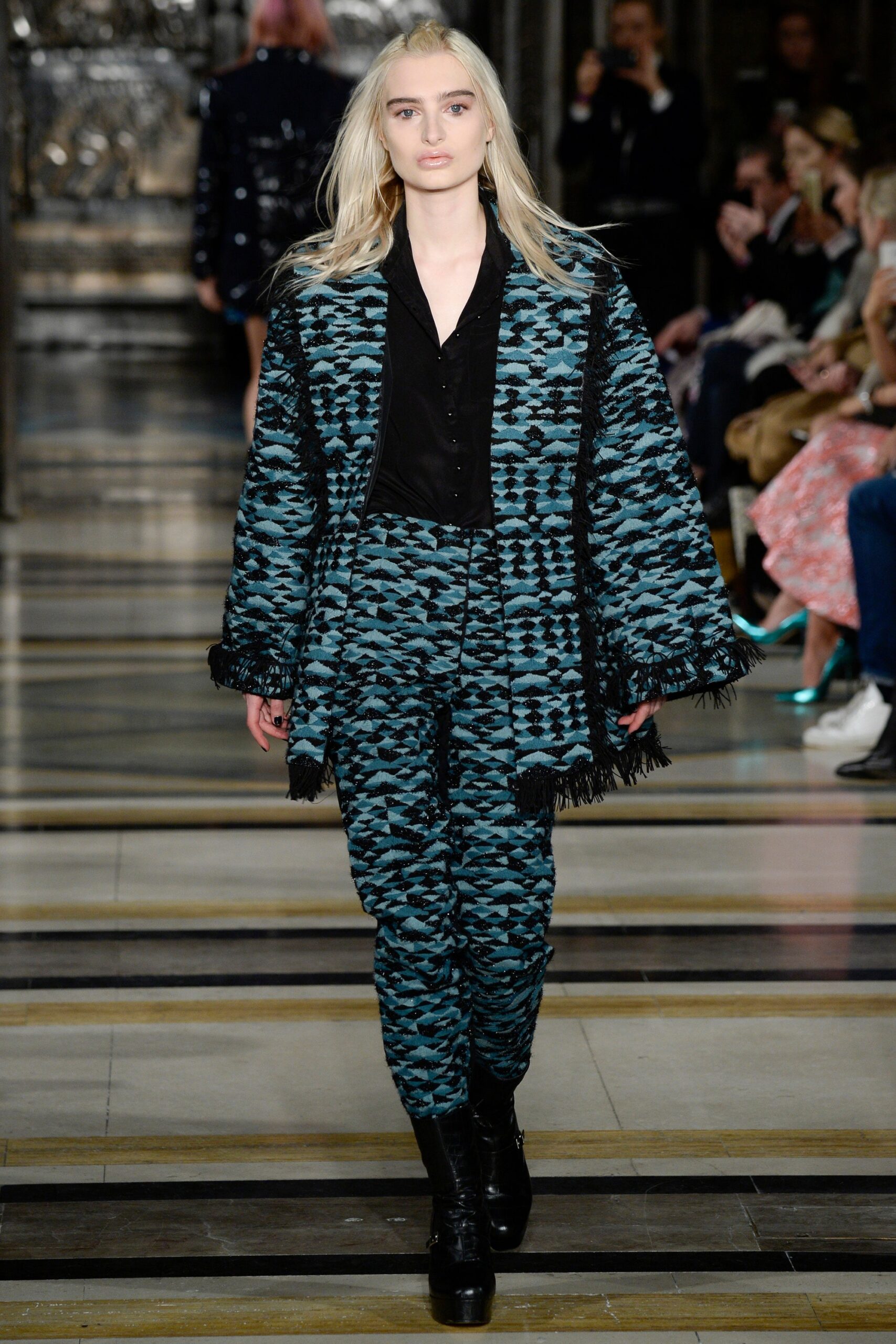 Felder Felder F/W 16 Look 26