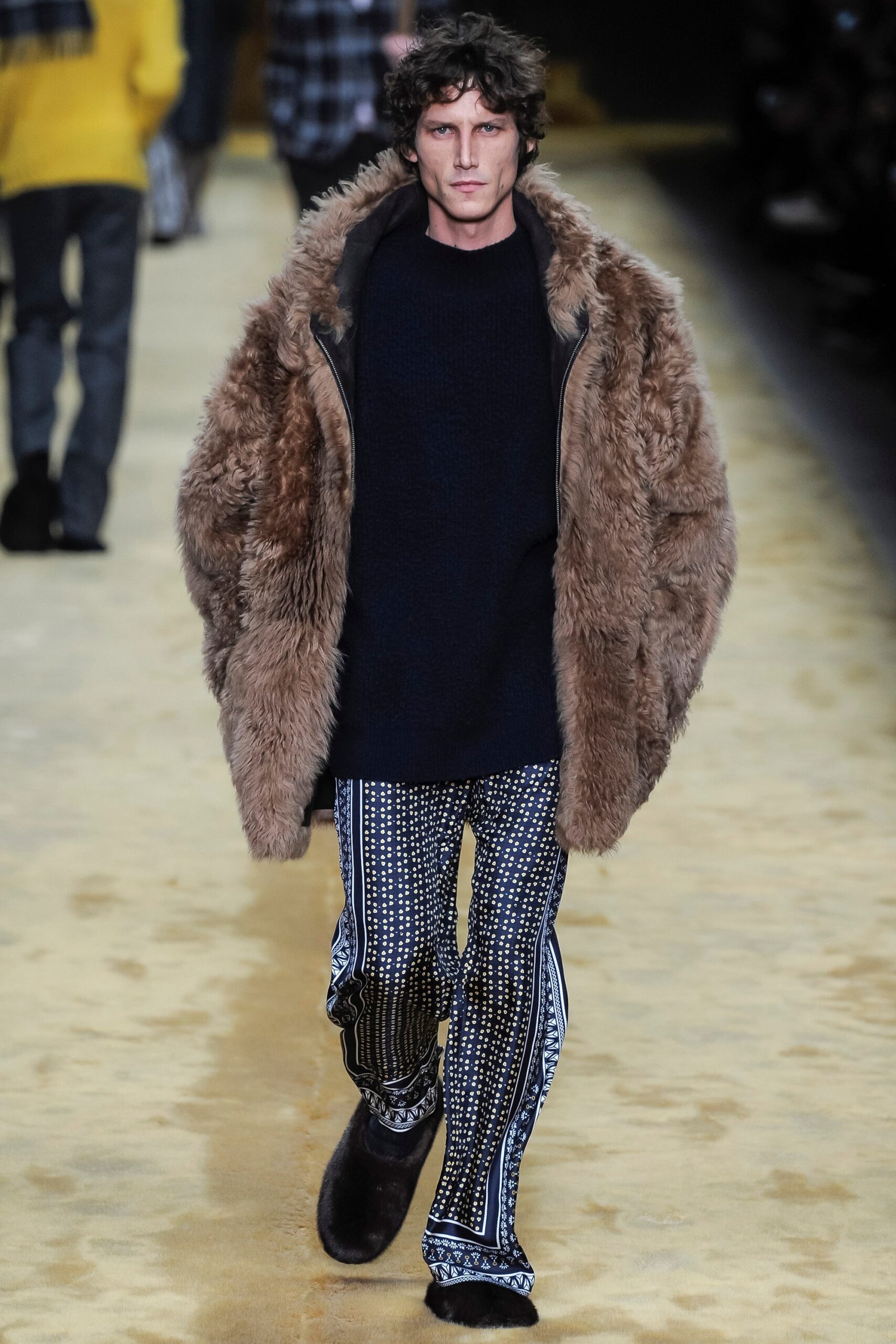 Fendi F/W 16 Menswear Look 6