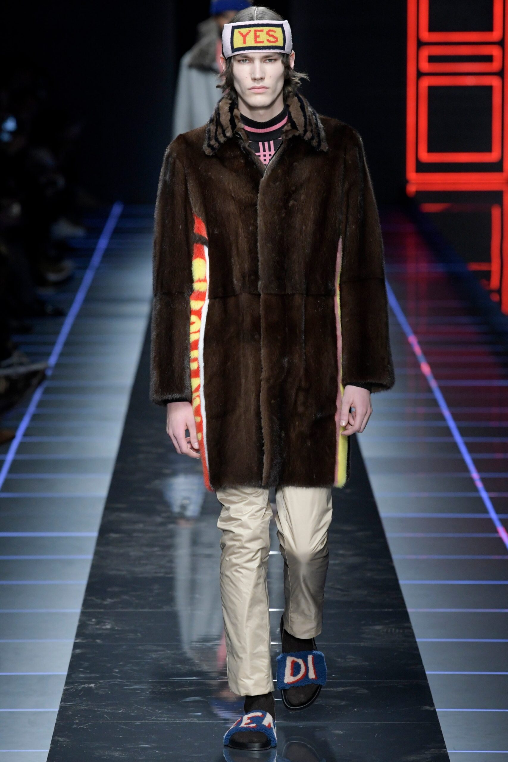 Fendi F/W 17 Menswear Look 9