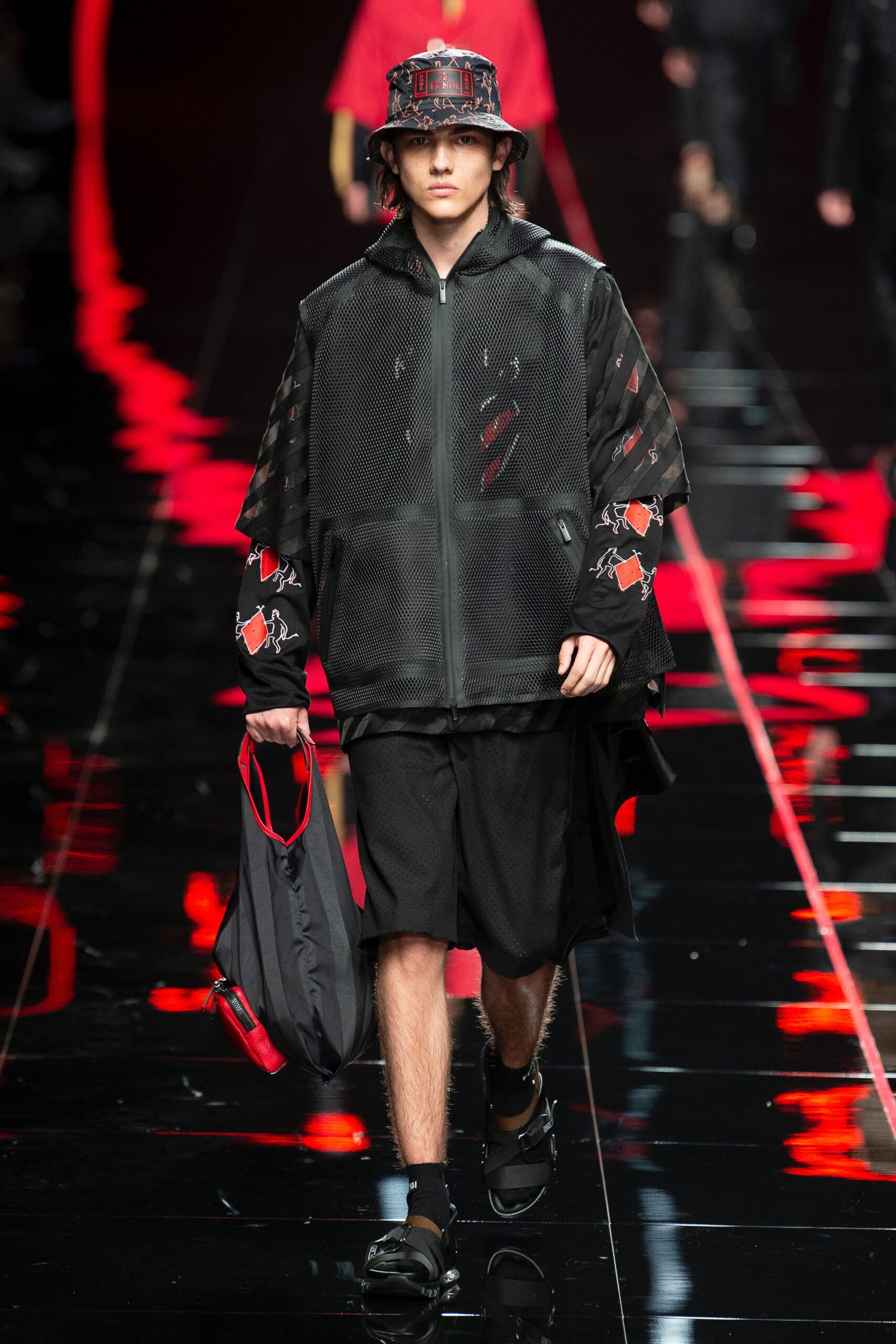 Fendi S/S 19 Menswear Look 9