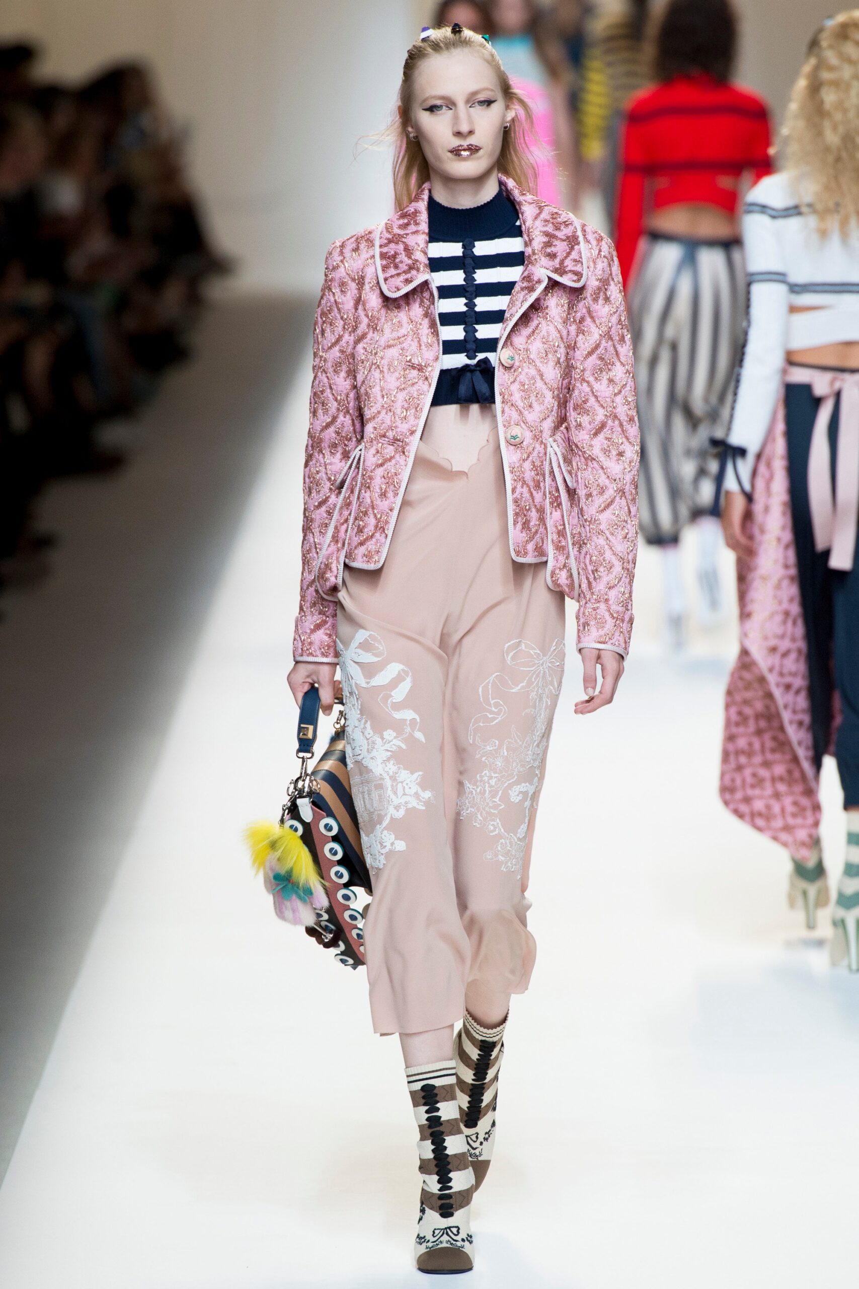 Fendi S/S 17 Look 7