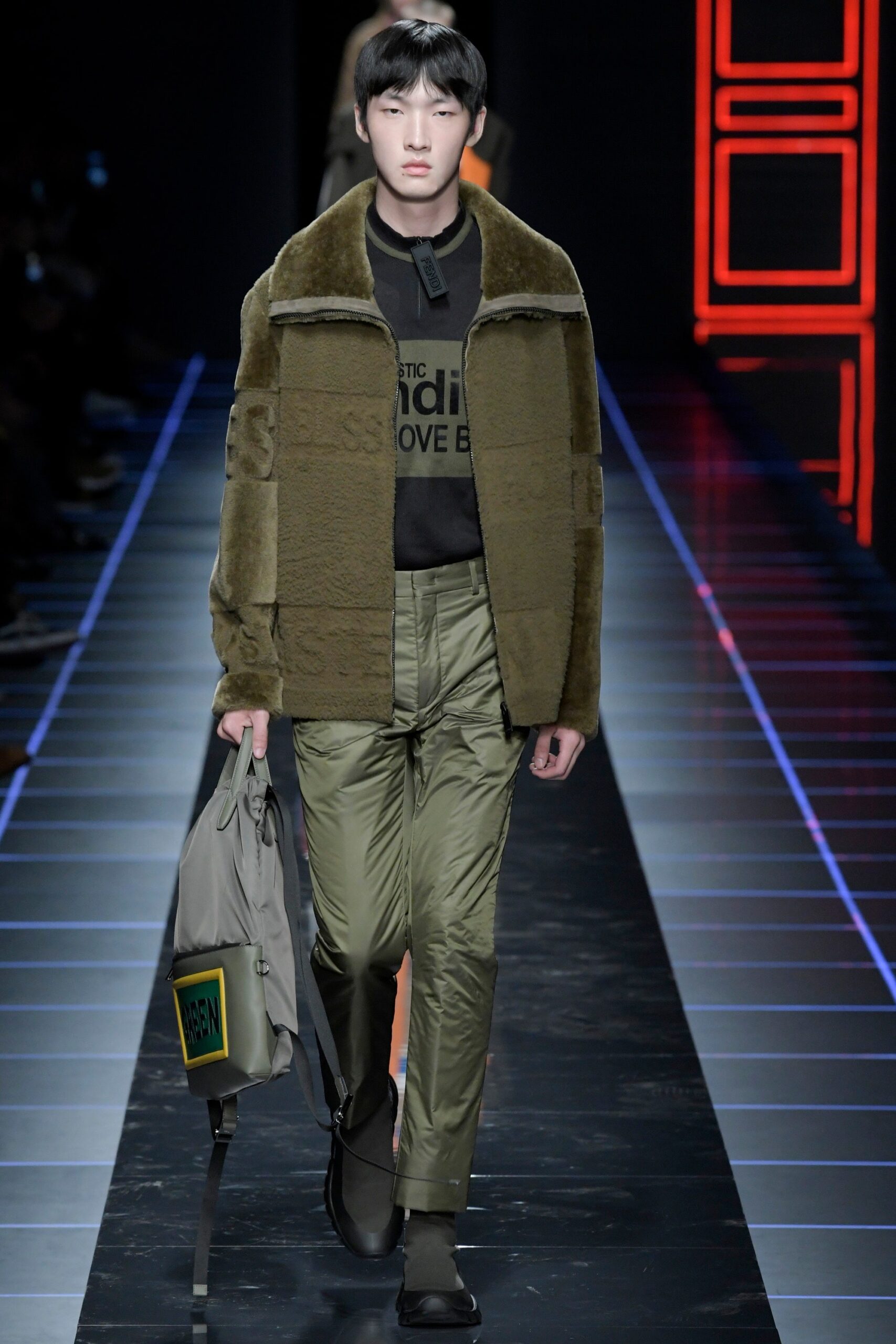 Fendi F/W 17 Menswear Look 16