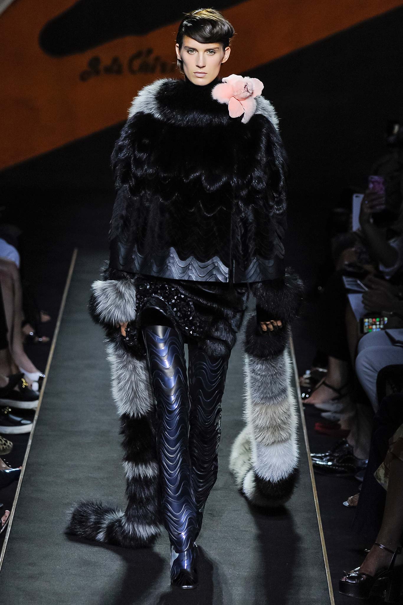 Fendi F/W 15 Couture Look 7