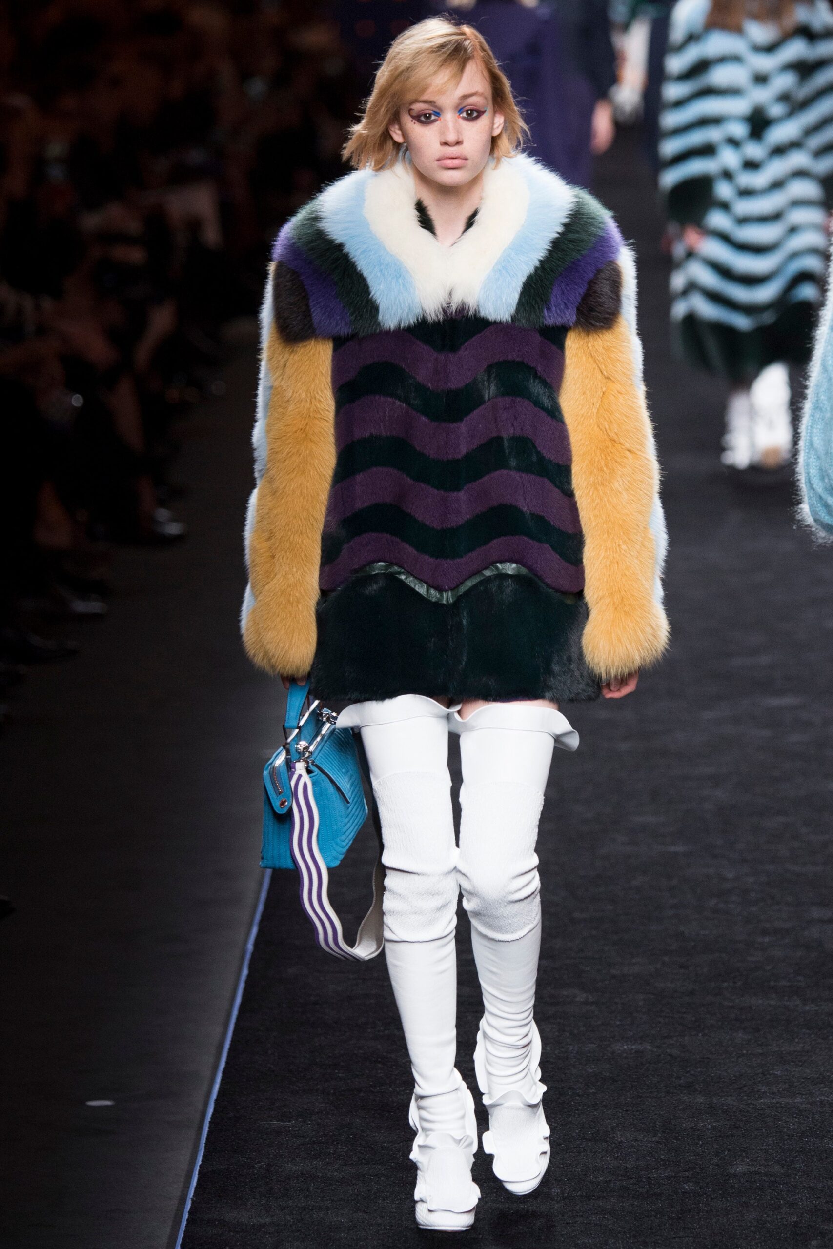 Fendi F/W 16 Look 9