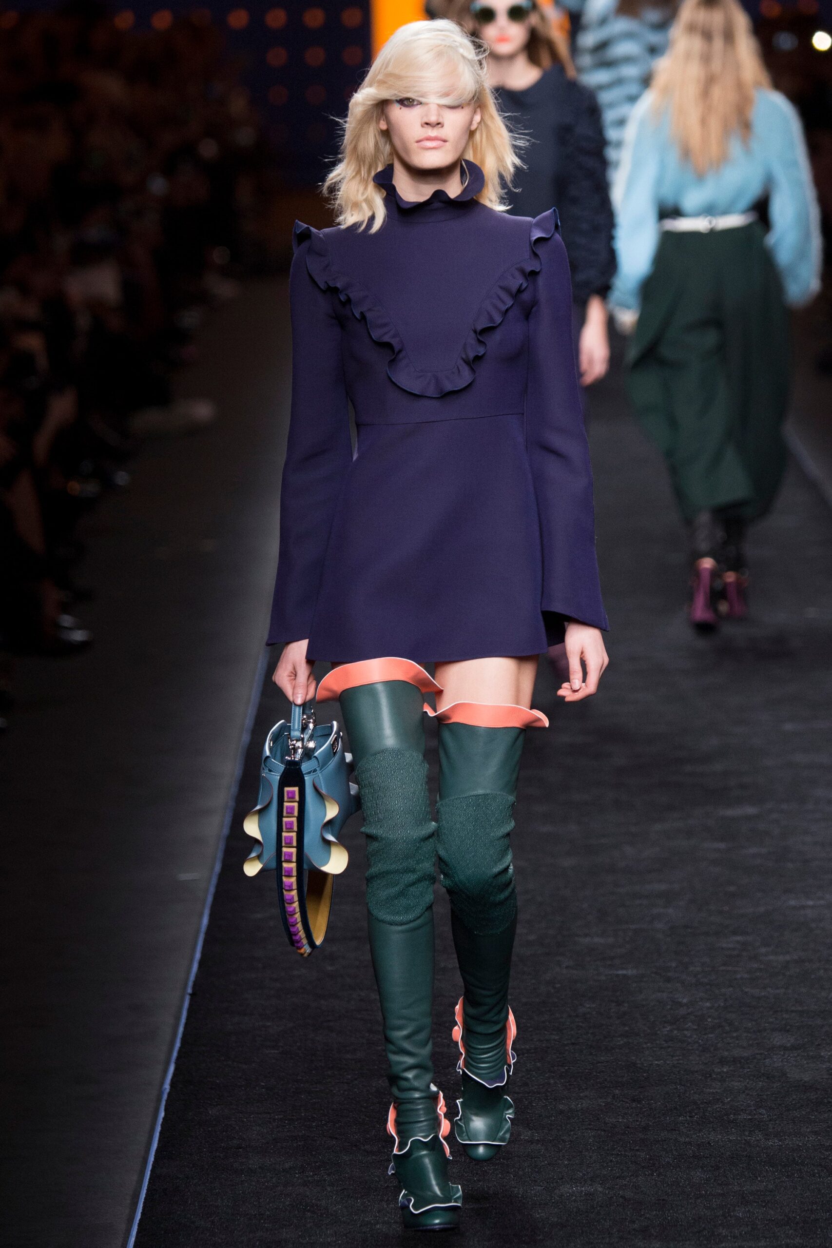 Fendi F/W 16 Look 10