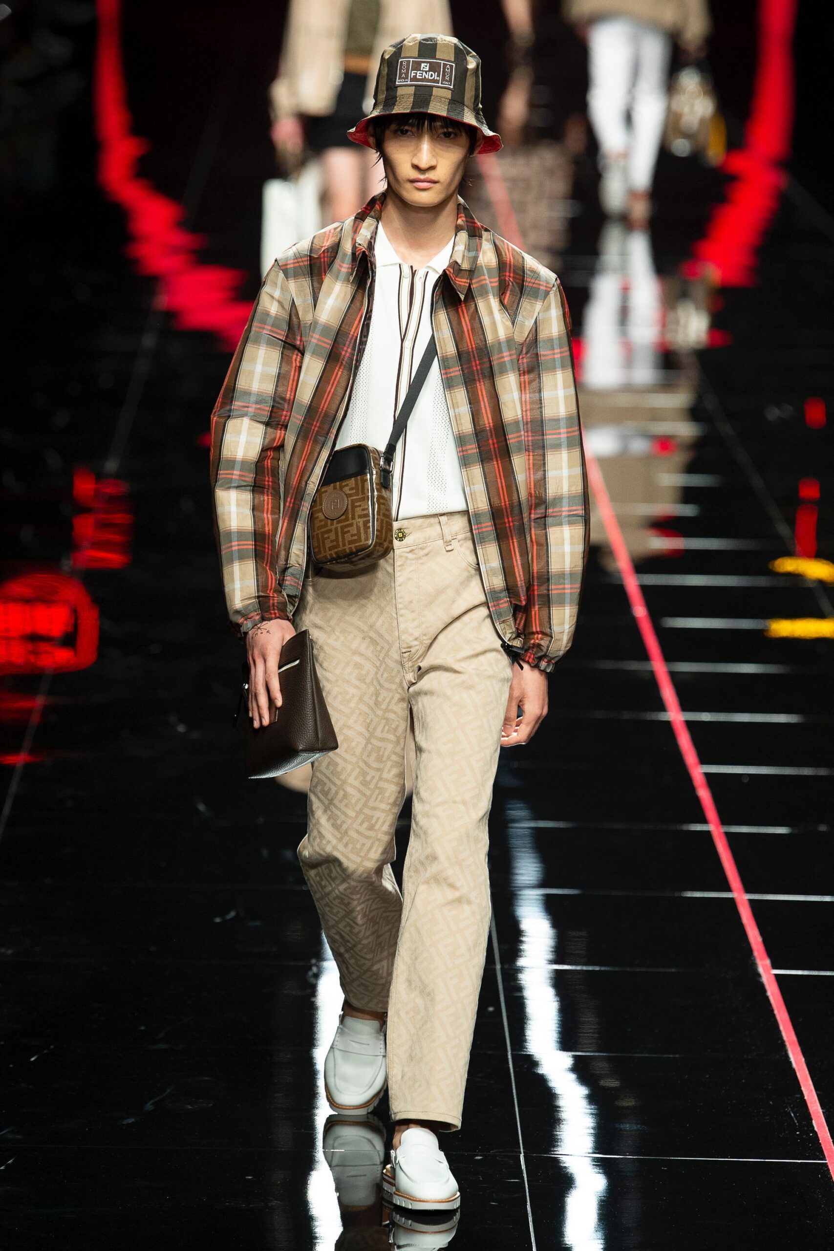 Fendi S/S 19 Menswear Look 28