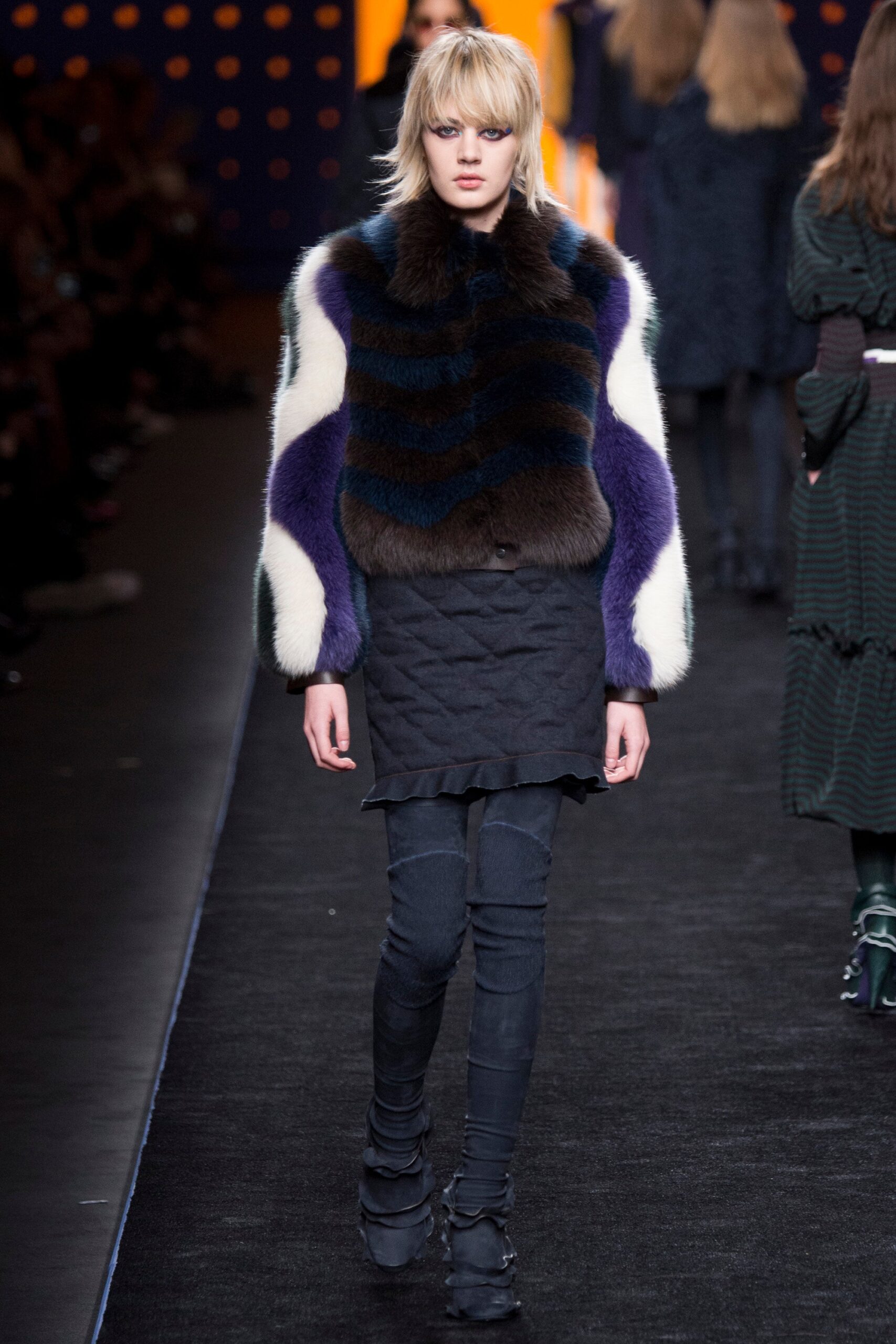 Fendi F/W 16 Look 12