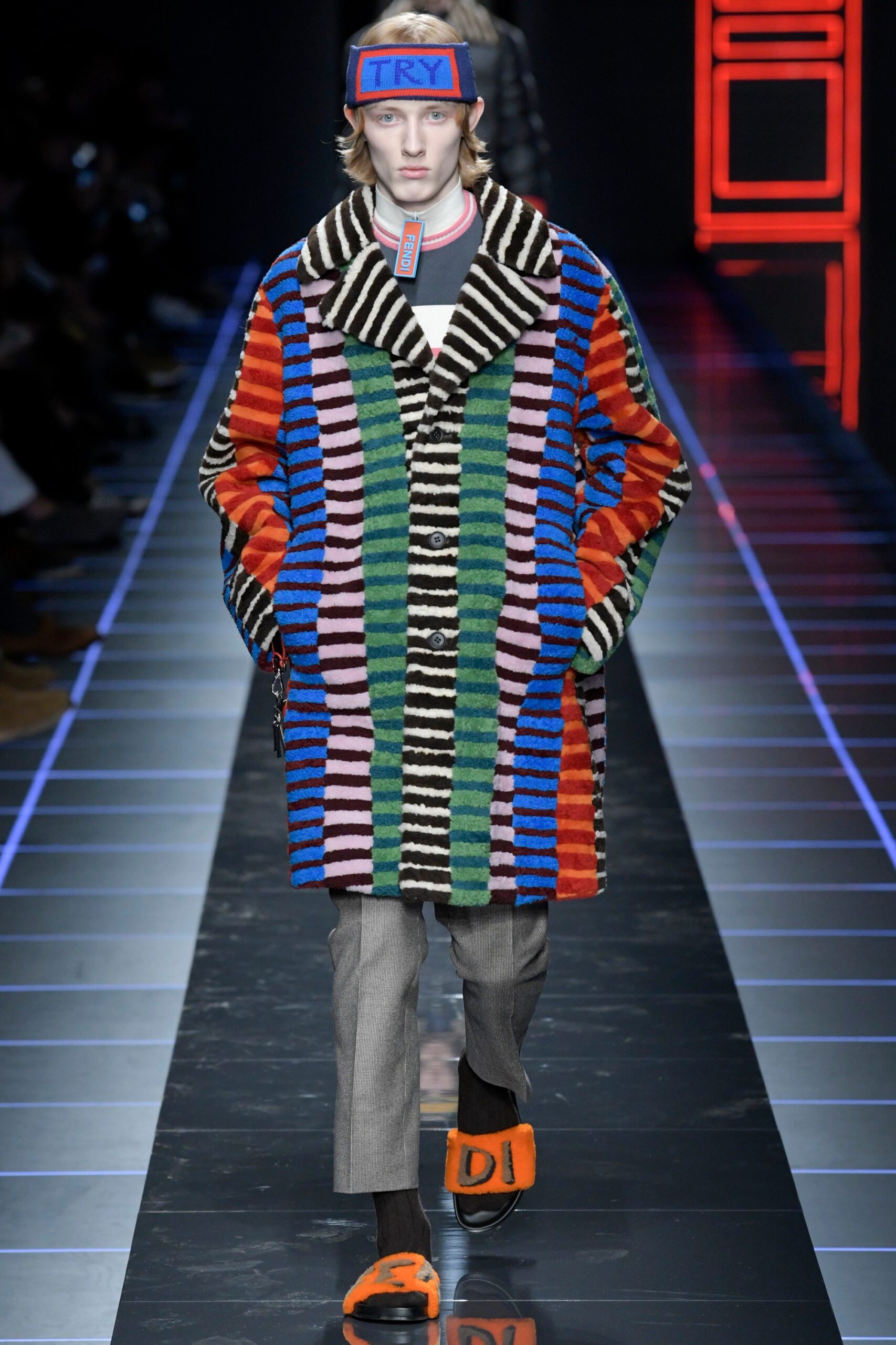 Fendi F/W 17 Menswear Look 36