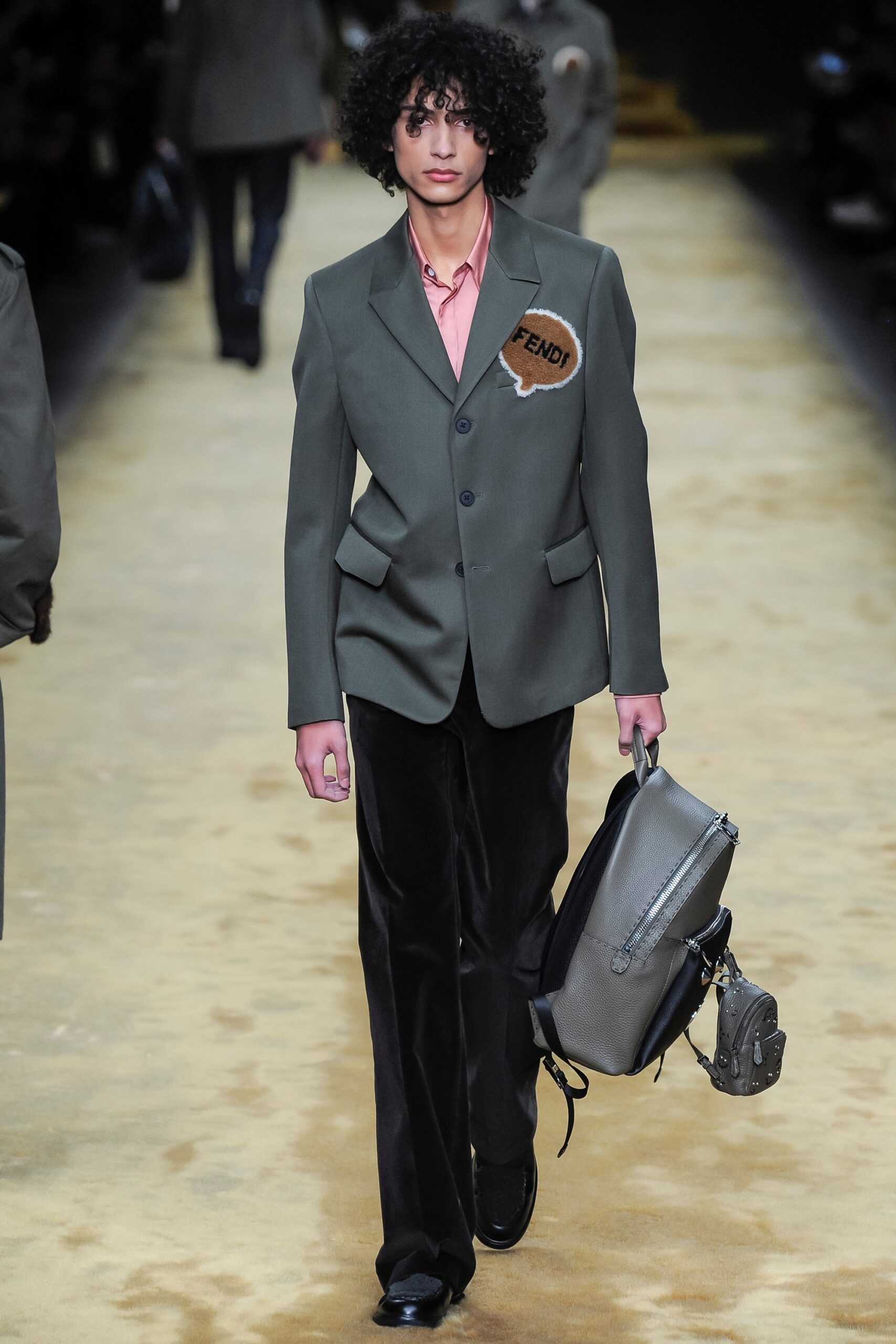 Fendi F/W 16 Menswear Look 25