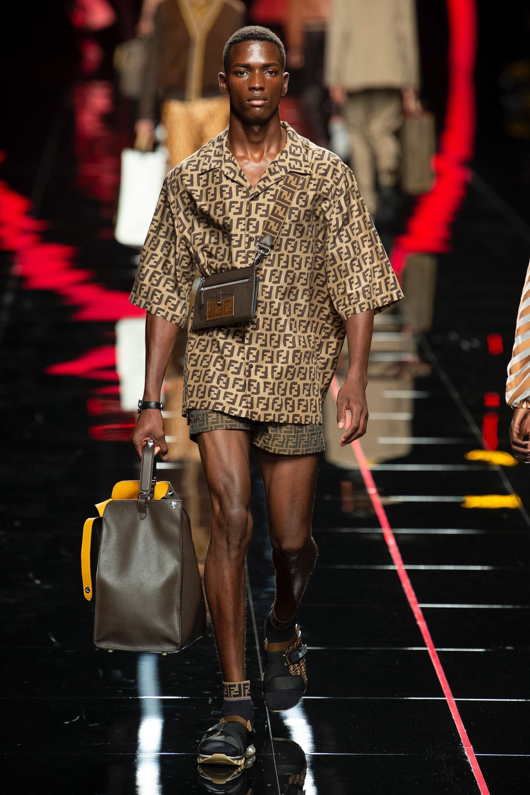 Fendi S/S 19 Menswear Look 40