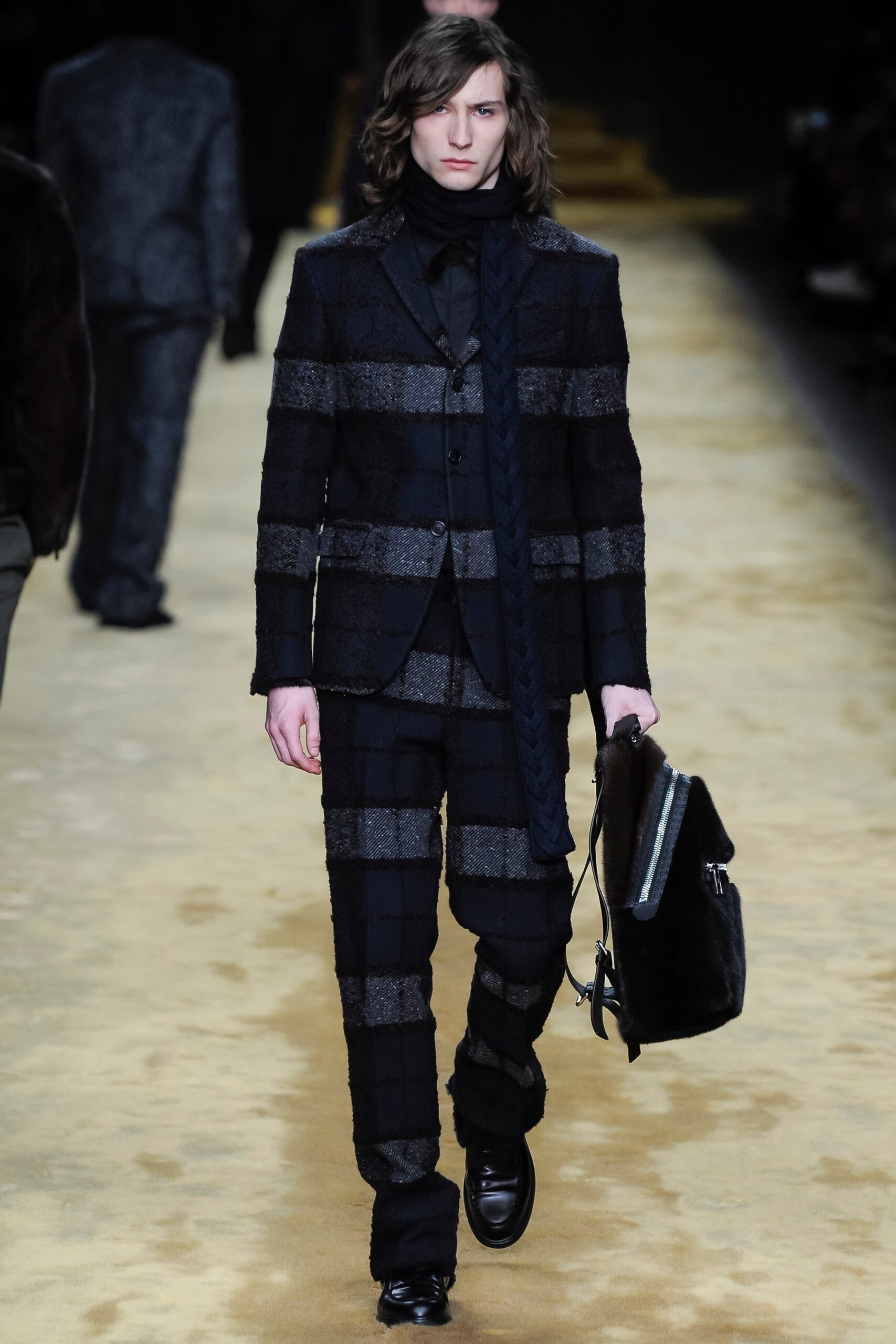 Fendi F/W 16 Menswear Look 36