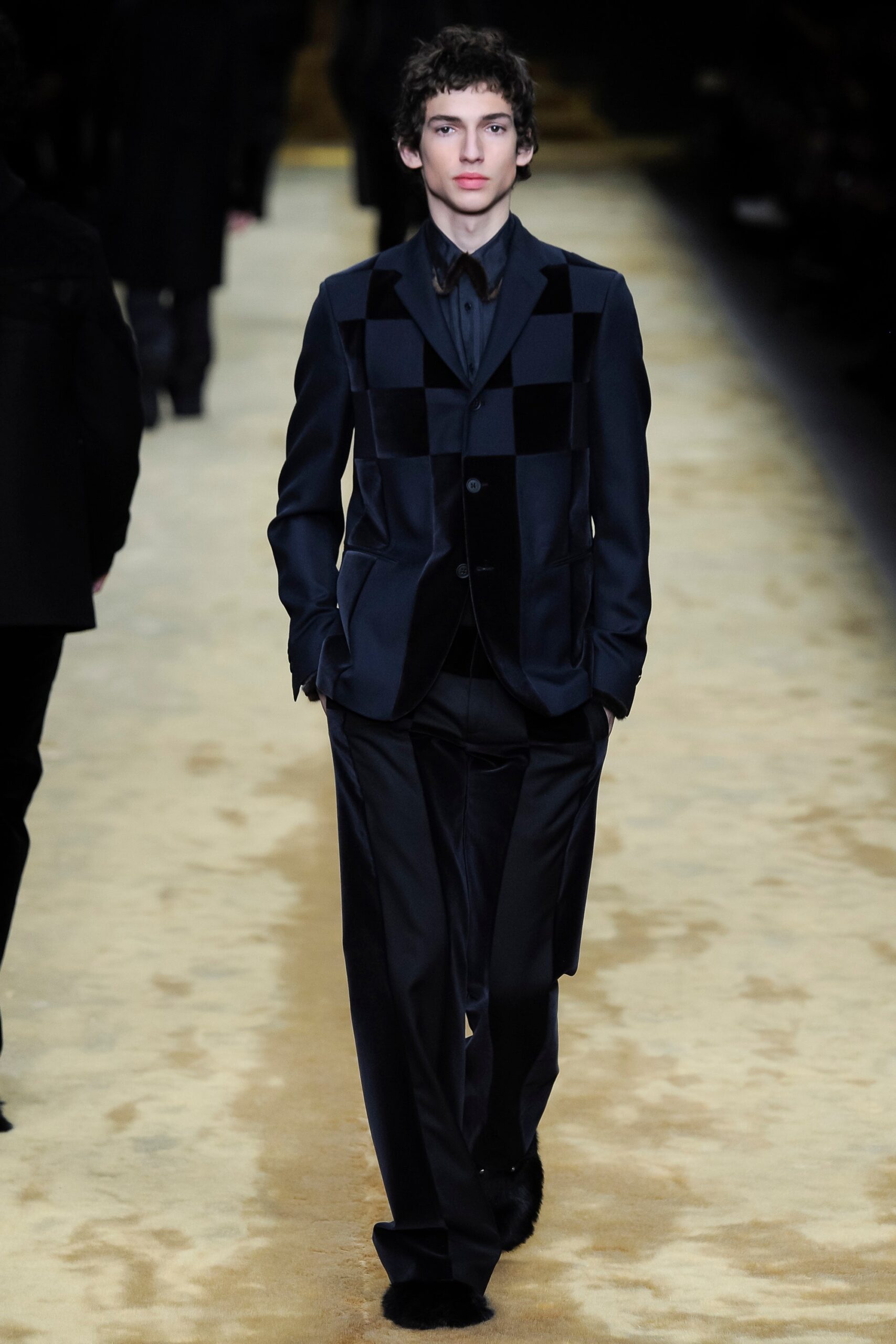 Fendi F/W 16 Menswear Look 39
