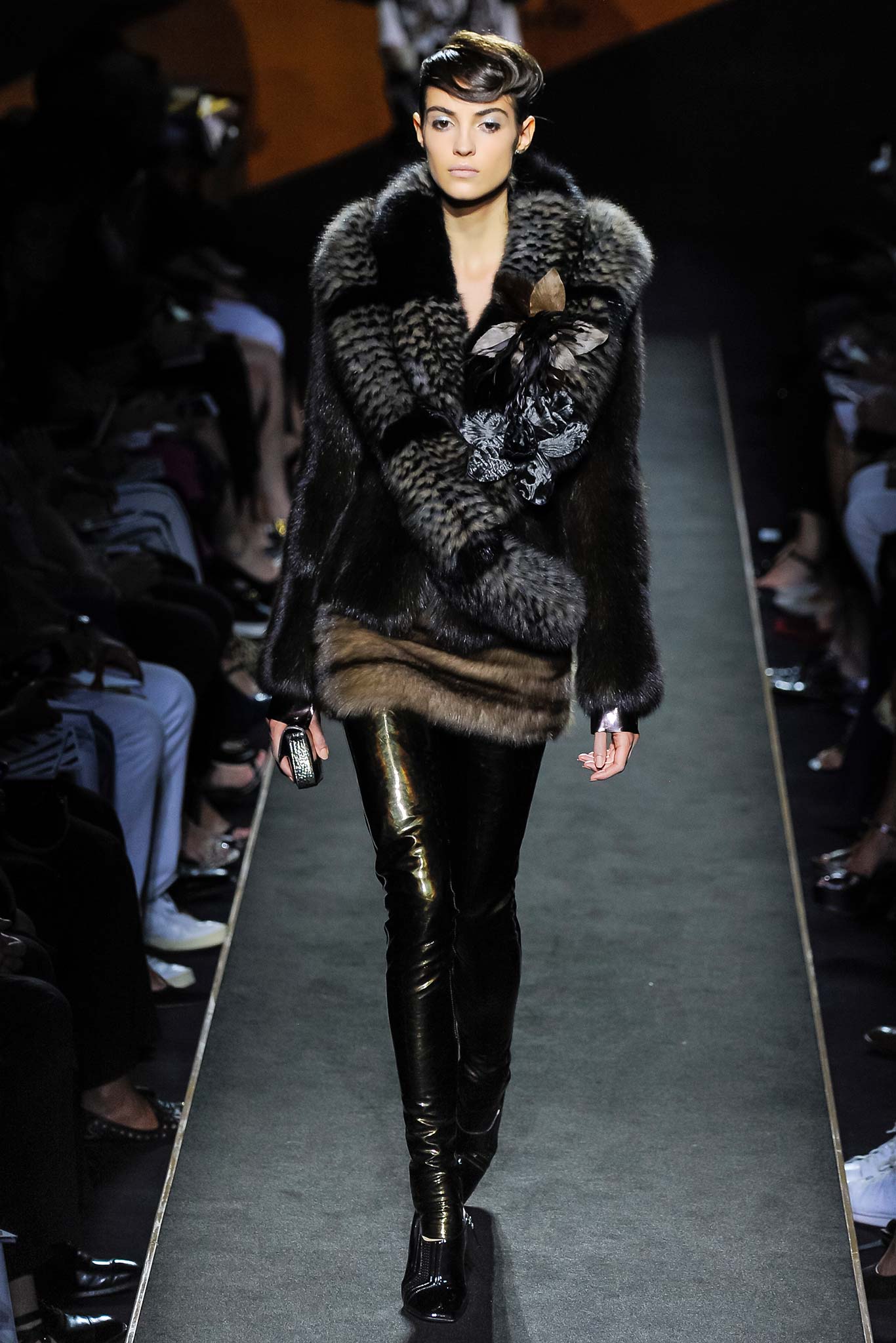 Fendi F/W 15 Couture Look 19