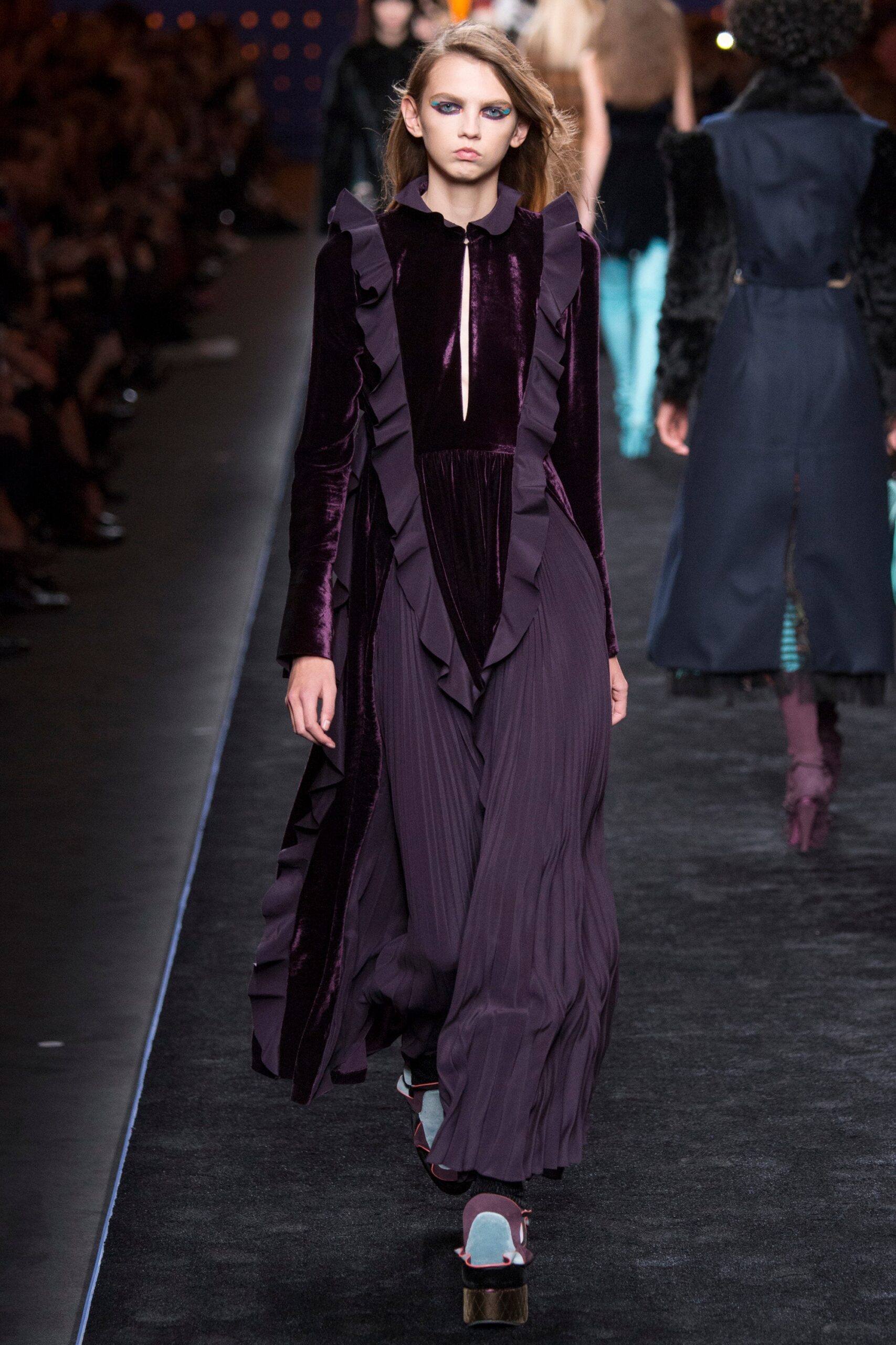 Fendi F/W 16 Look 26