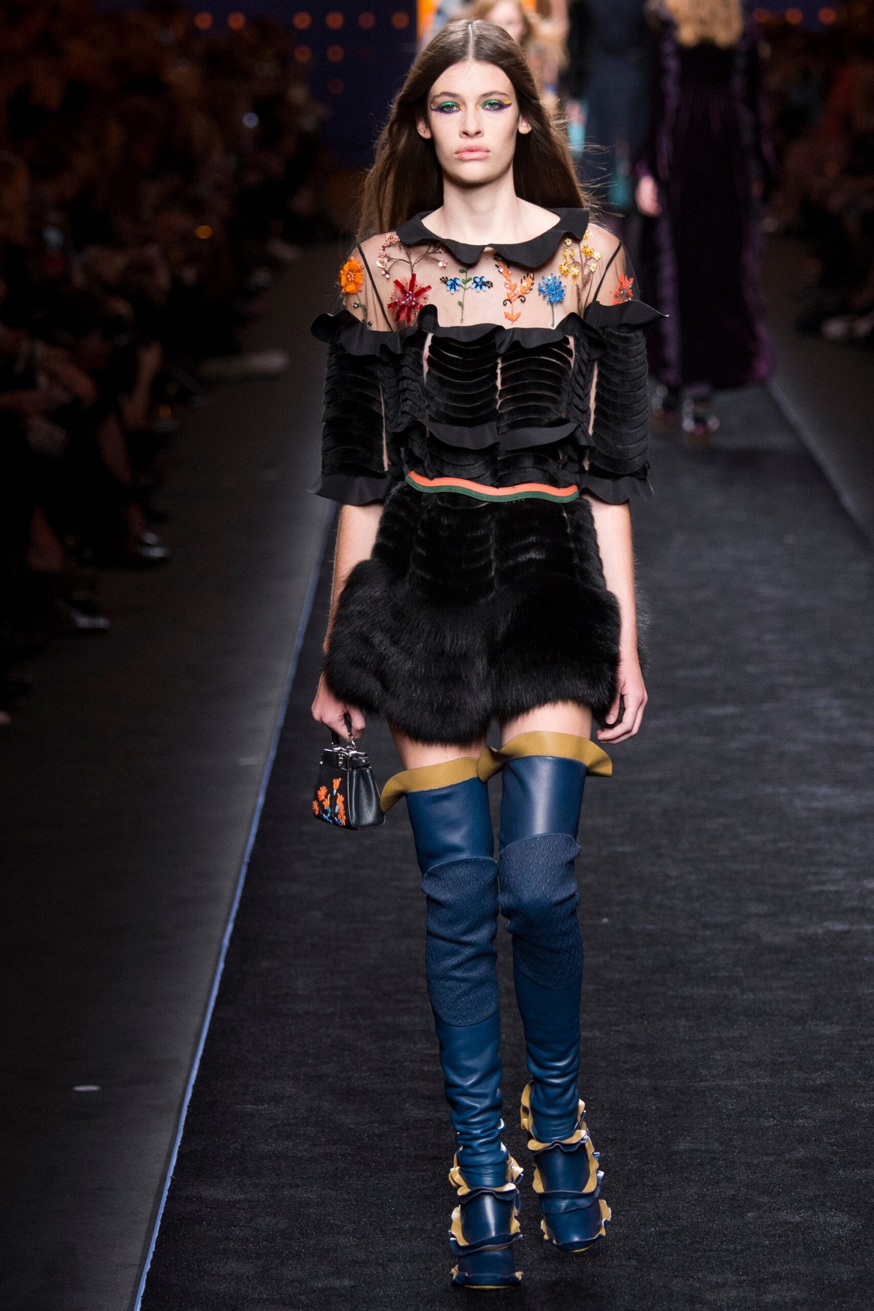 Fendi F/W 16 Look 28