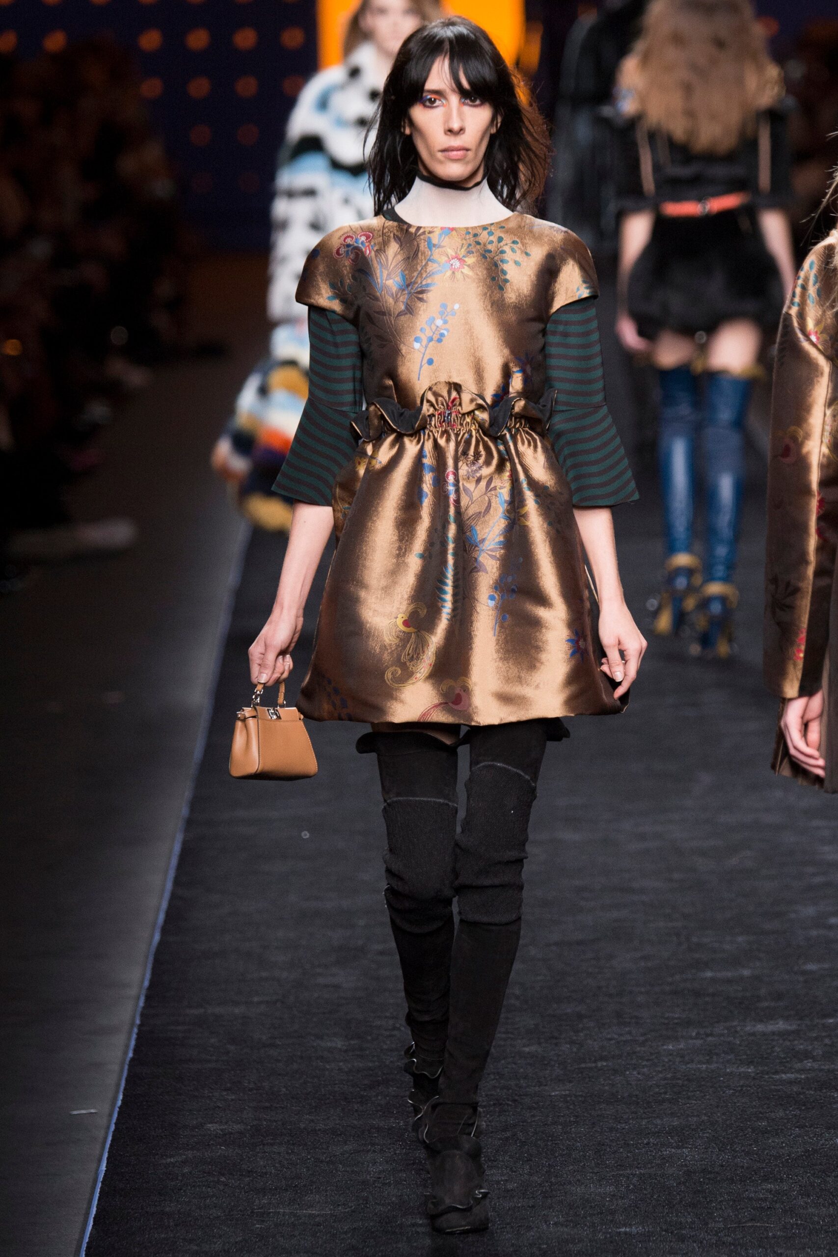 Fendi F/W 16 Look 30