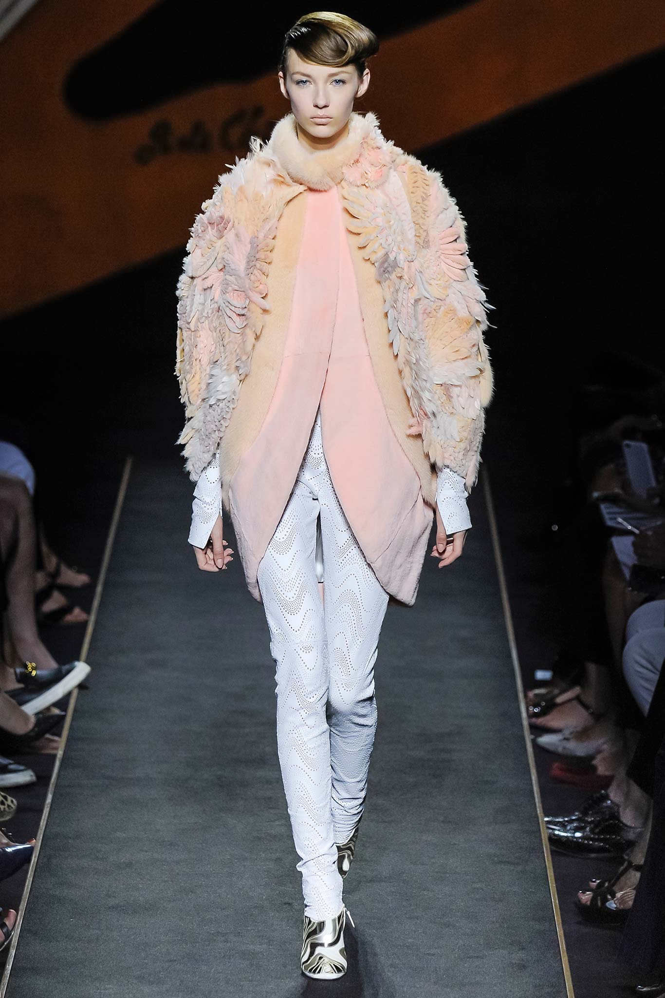 Fendi F/W 15 Couture Look 24