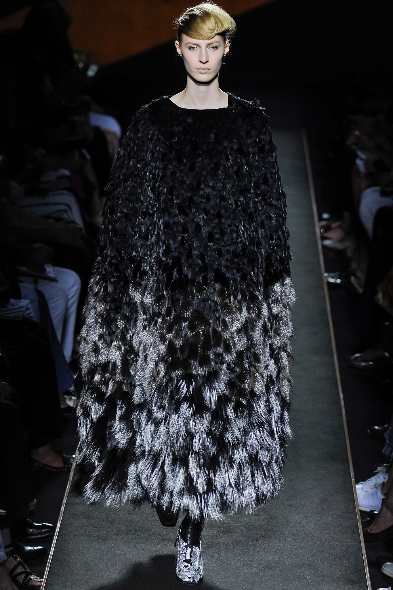 Fendi F/W 15 Couture Look 29