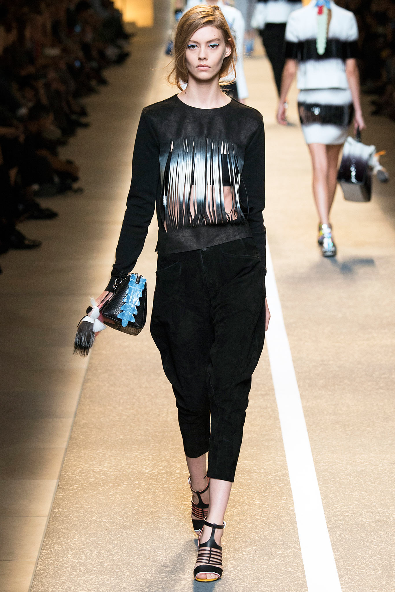 Fendi S/S 15 Look 21