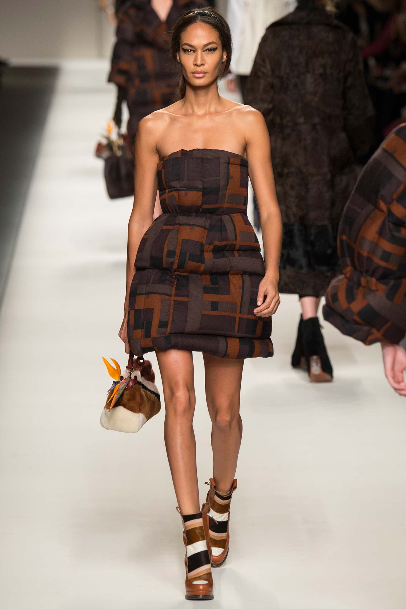 Fendi F/W 15 Look 41
