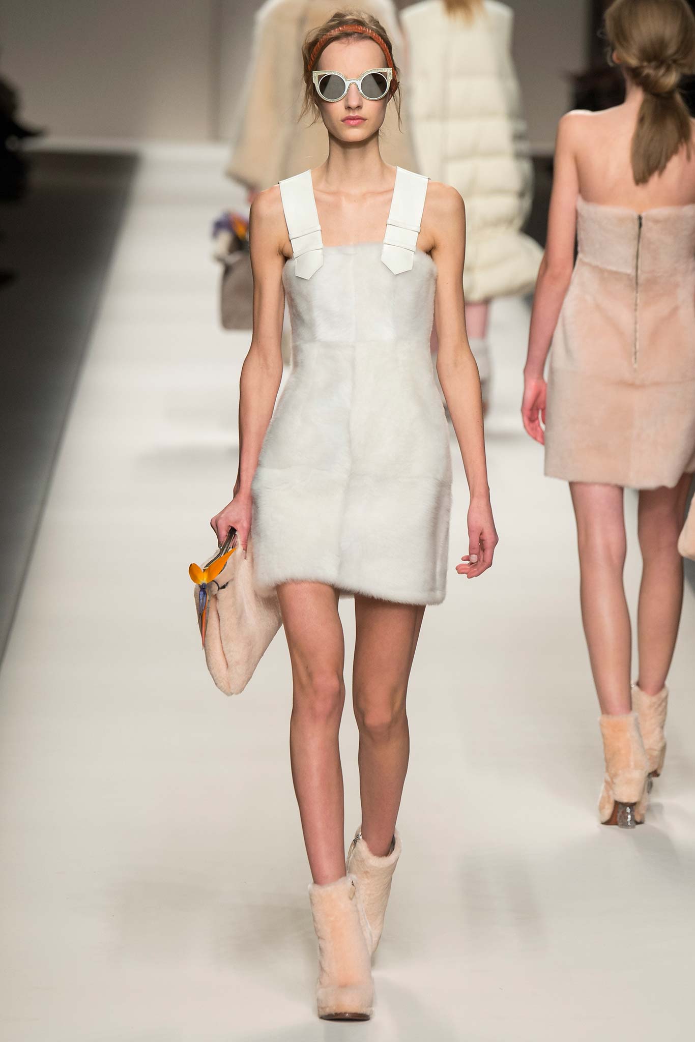 Fendi F/W 15 Look 50