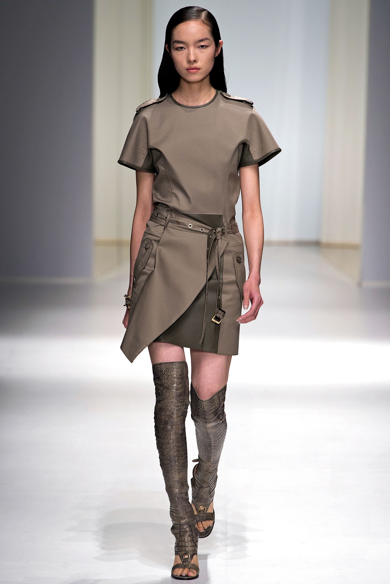 Ferragamo S/S 13 Look 9
