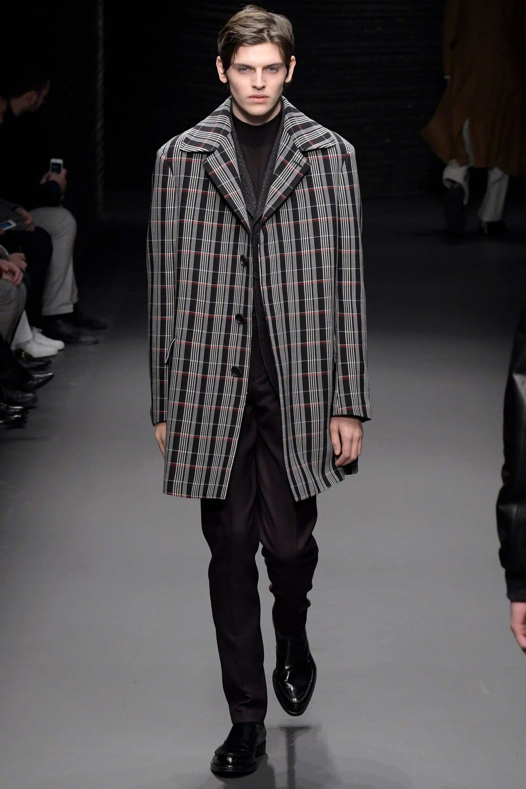 Ferragamo F/W 17 Menswear Look 18