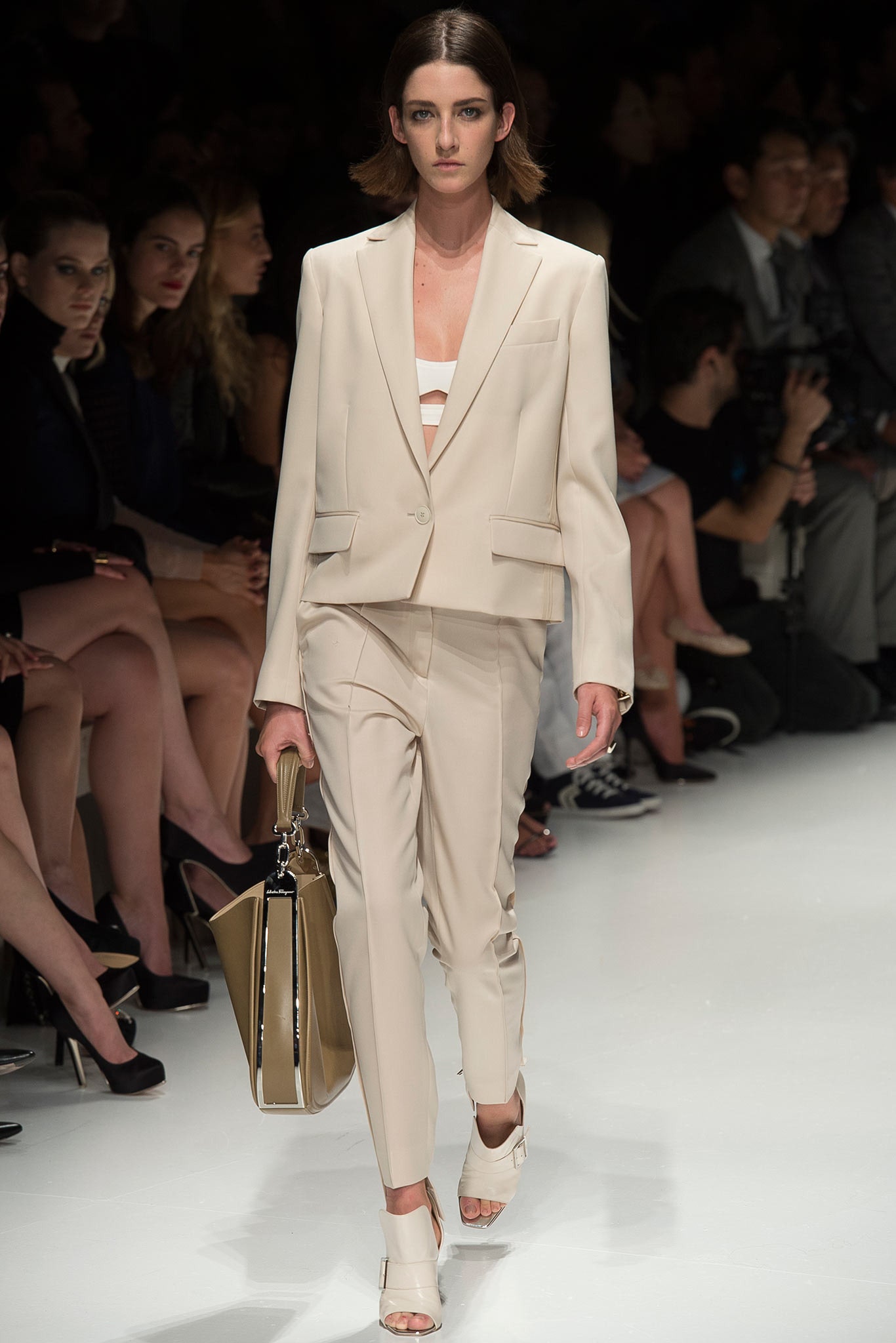 Ferragamo S/S 14 Look 19