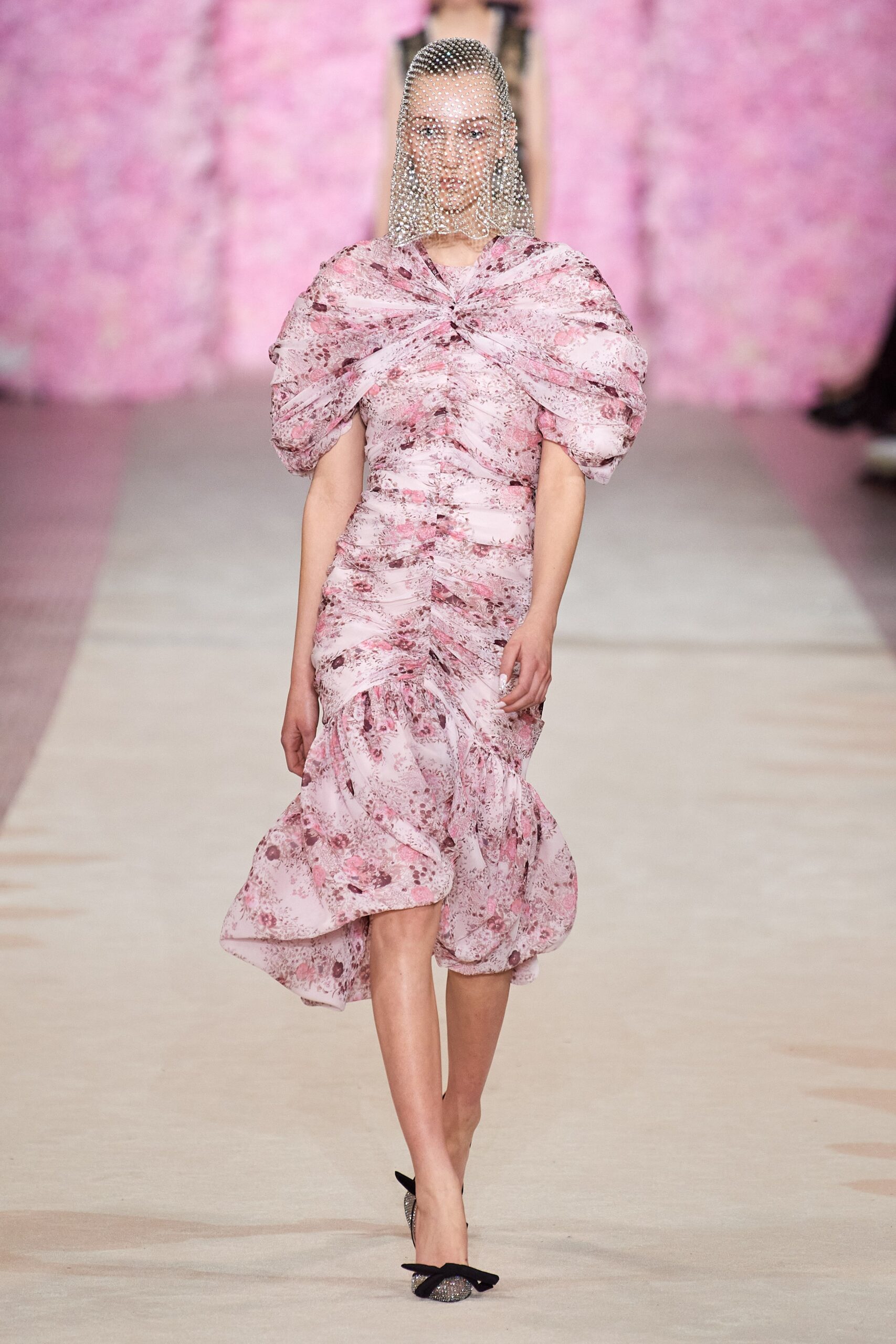 Giambattista Valli F/W 20 Look 9